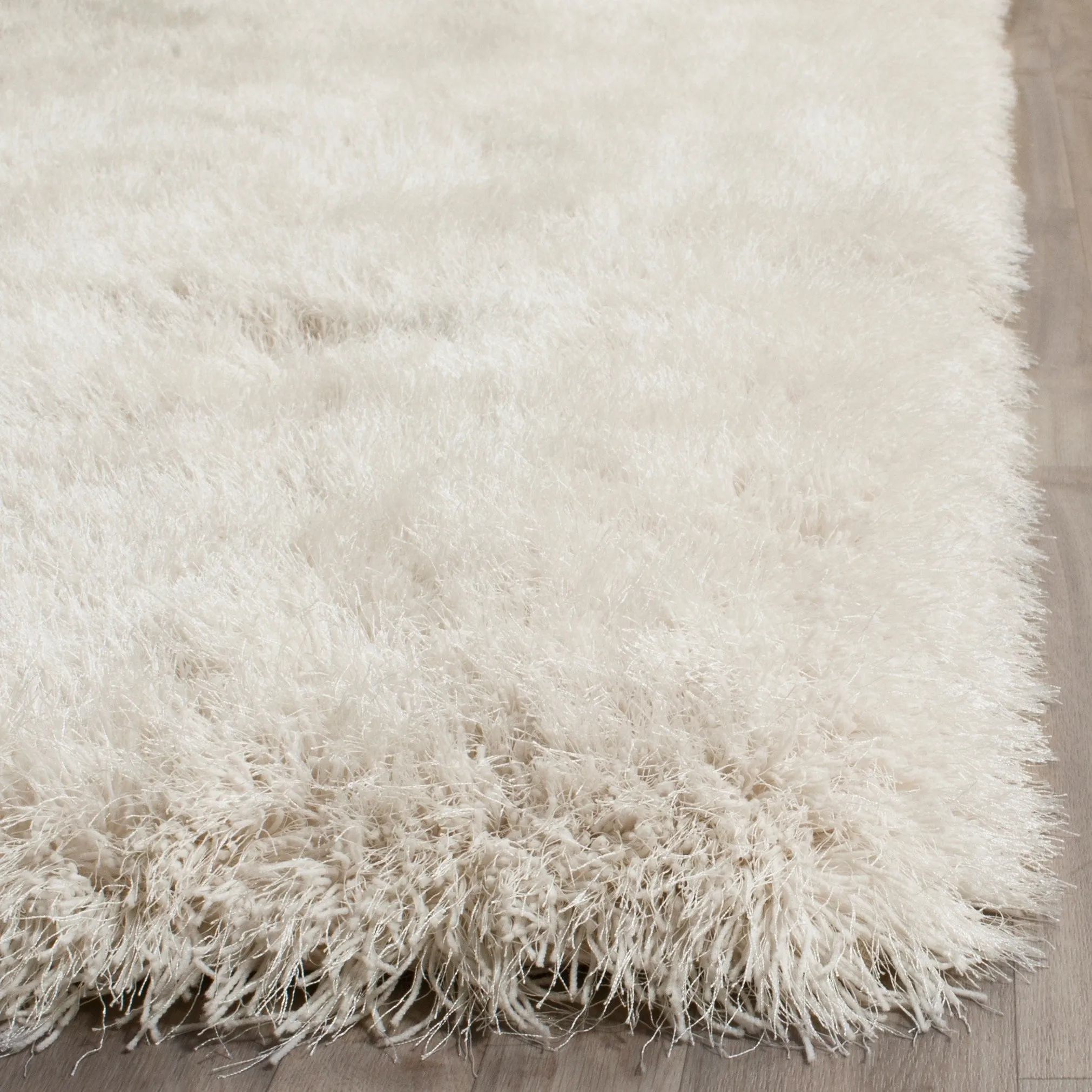 SAFAVIEH Handmade Fiona Shag Djenka 3-inch Thick Rug