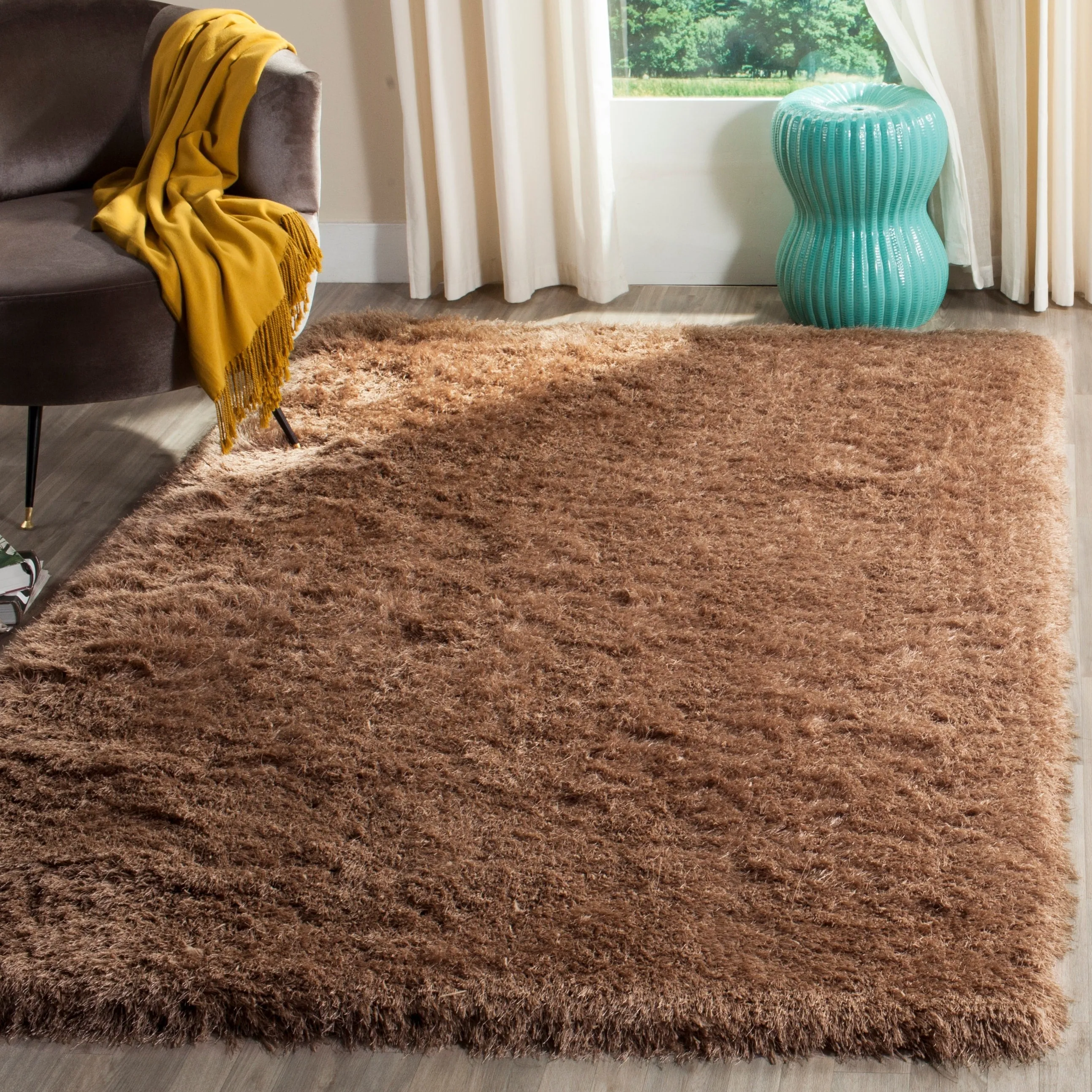 SAFAVIEH Handmade Fiona Shag Djenka 3-inch Thick Rug