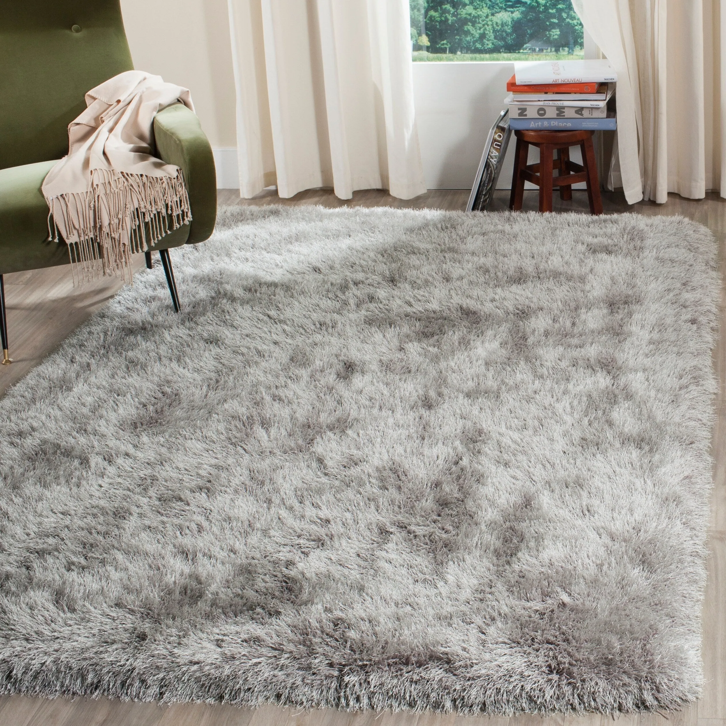 SAFAVIEH Handmade Fiona Shag Djenka 3-inch Thick Rug