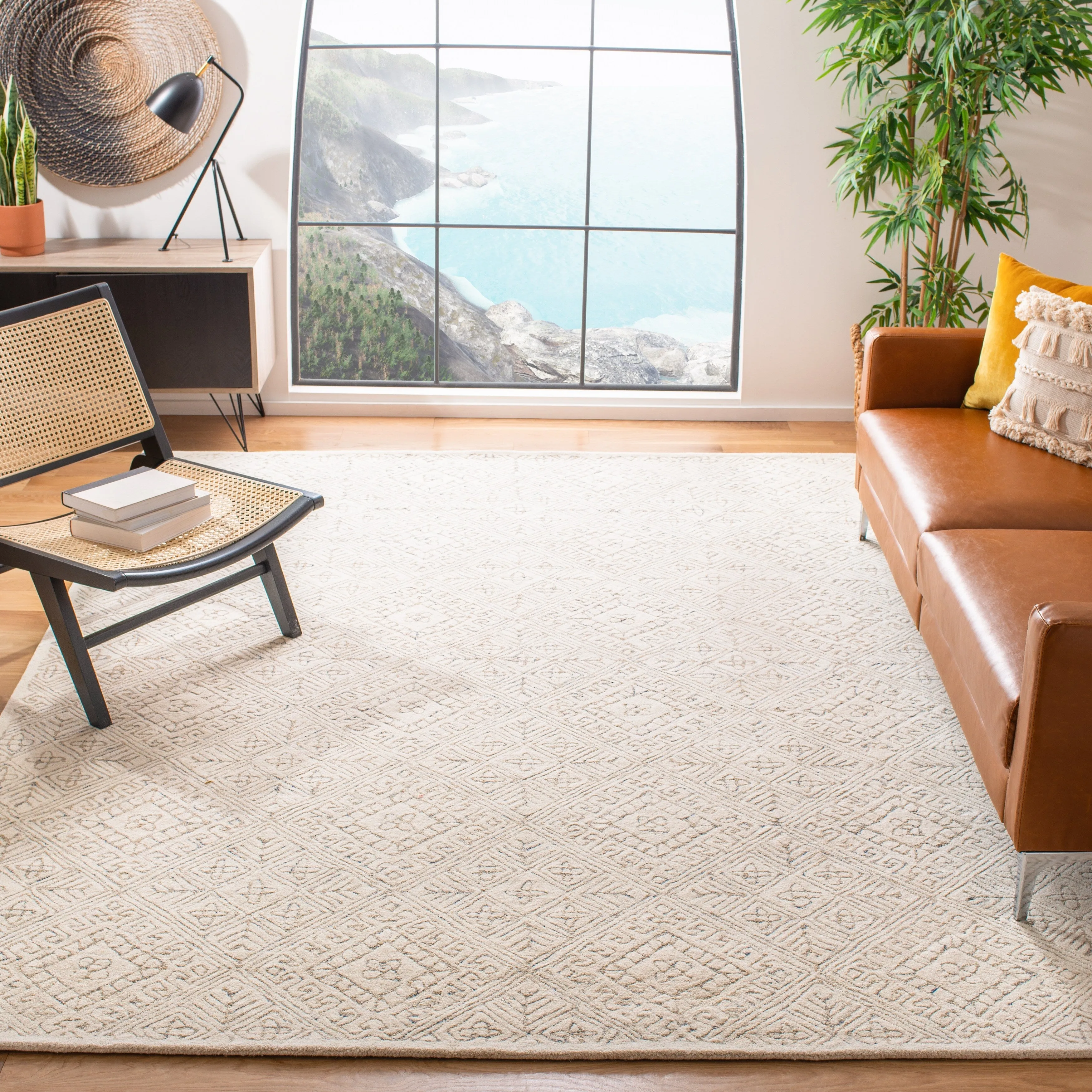 SAFAVIEH Handmade Glamour Klarita Wool Rug