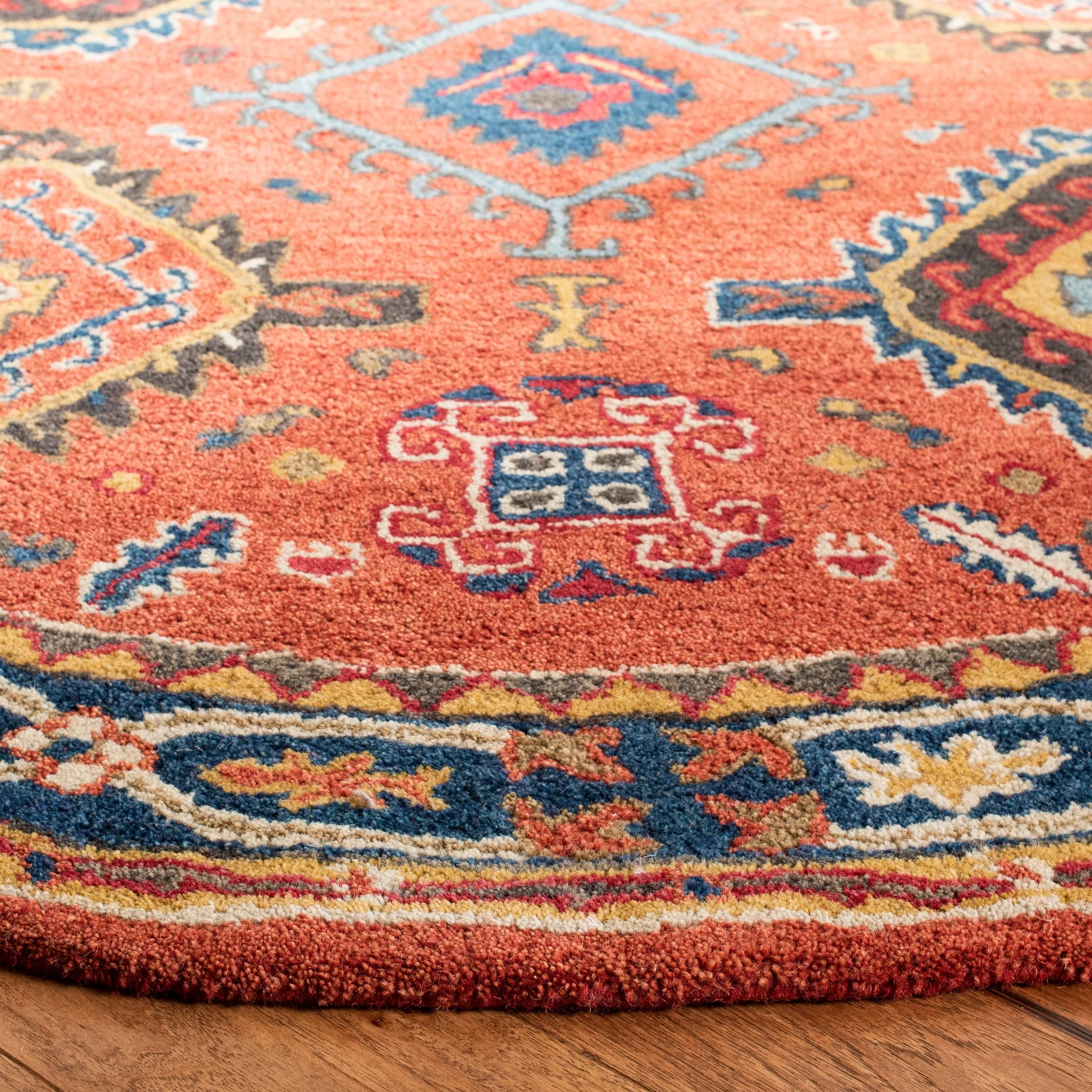SAFAVIEH Handmade Heritage Avalon Vine Traditional Oriental Wool Rug