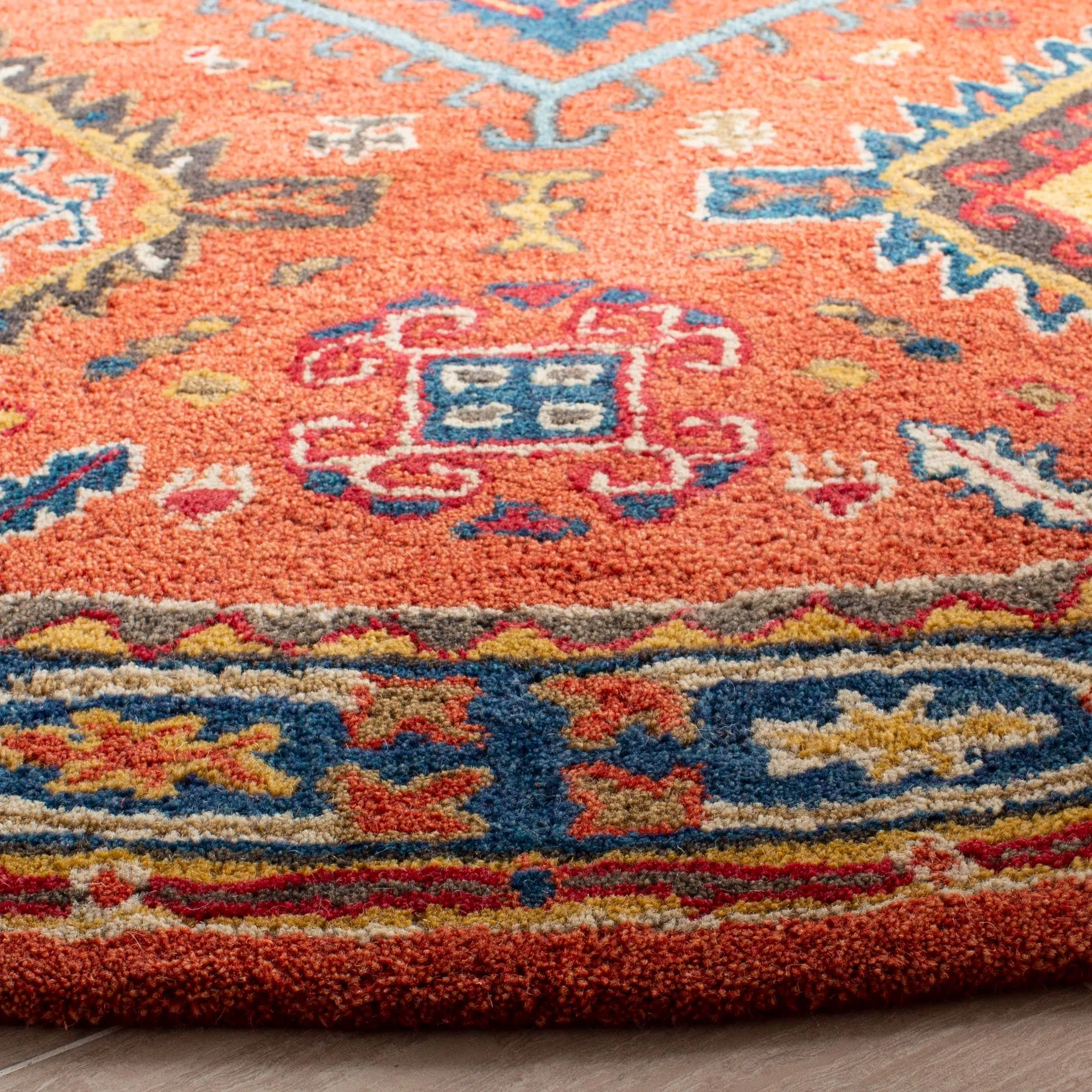 SAFAVIEH Handmade Heritage Avalon Vine Traditional Oriental Wool Rug