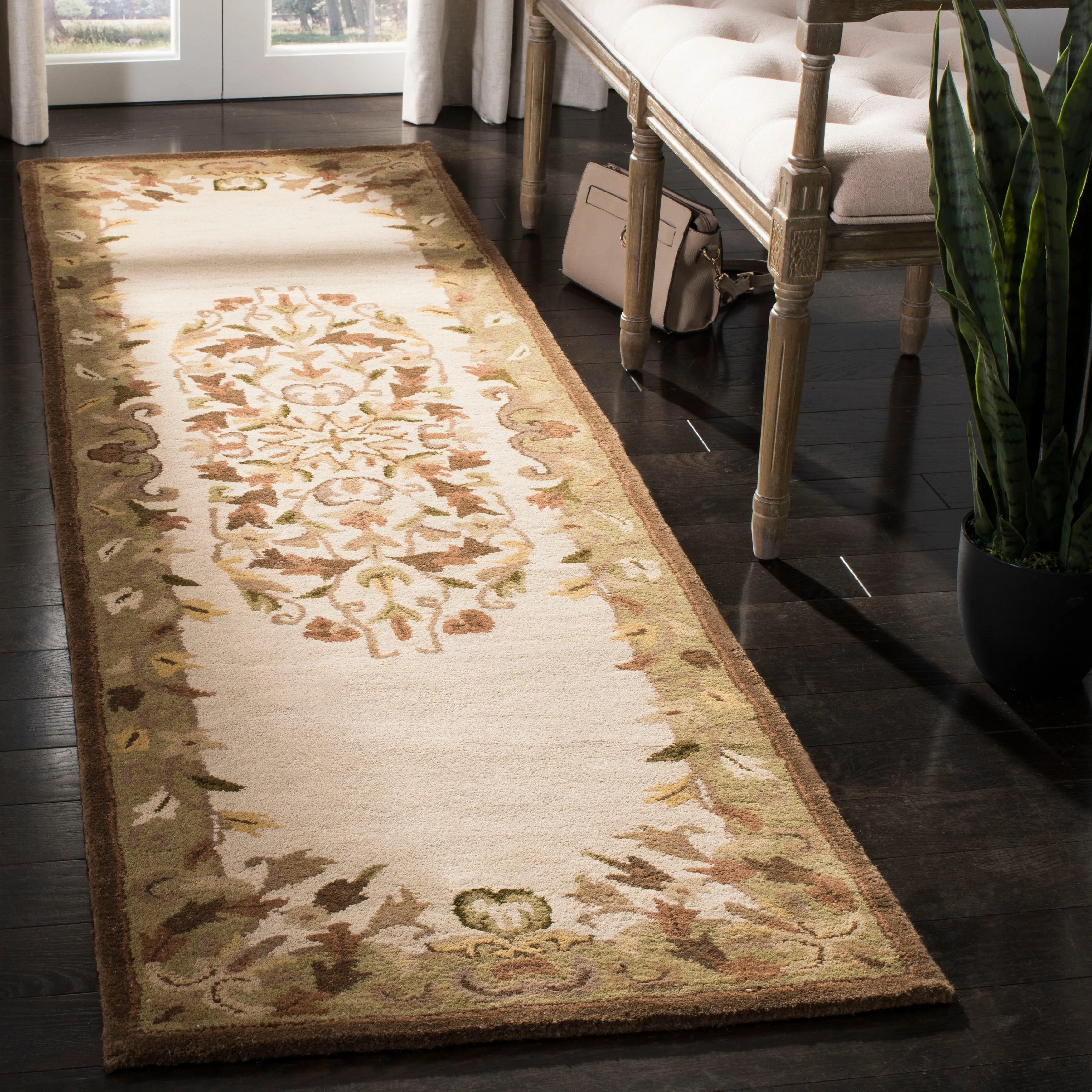 SAFAVIEH Handmade Heritage Hot Air Balloon Traditional Oriental Wool Rug