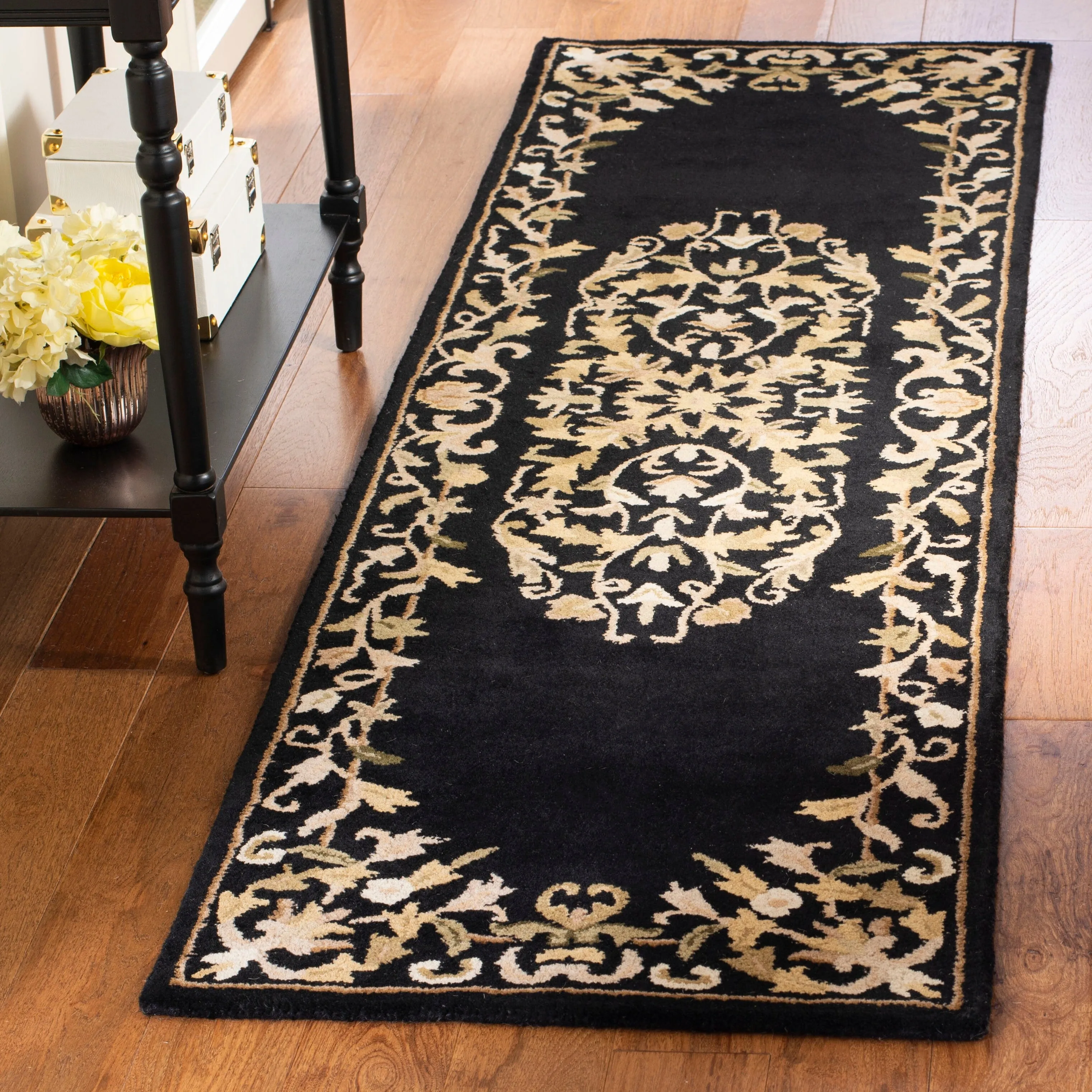 SAFAVIEH Handmade Heritage Hot Air Balloon Traditional Oriental Wool Rug