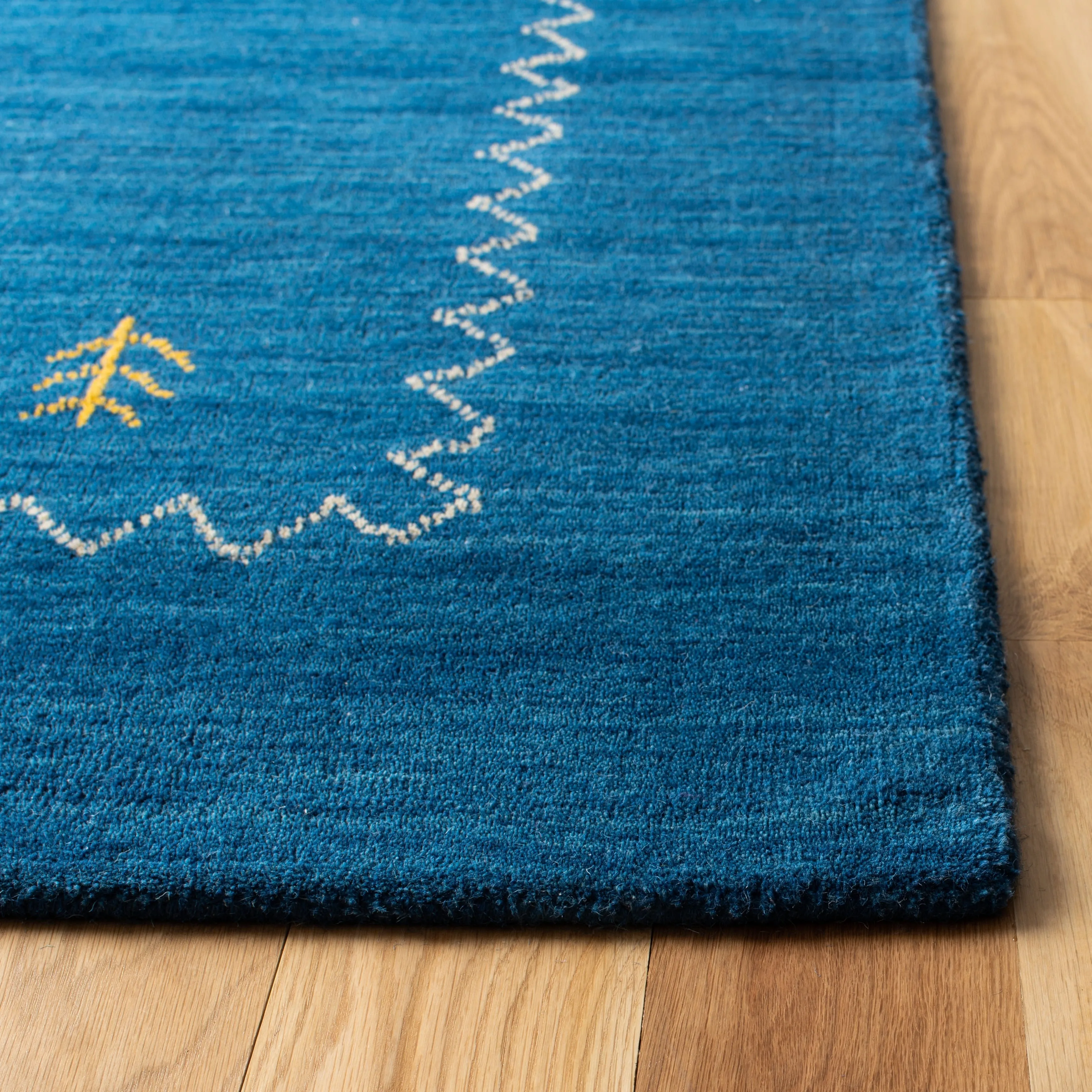SAFAVIEH Handmade Himalaya Eraclia Wool Gabbeh Runner Rug