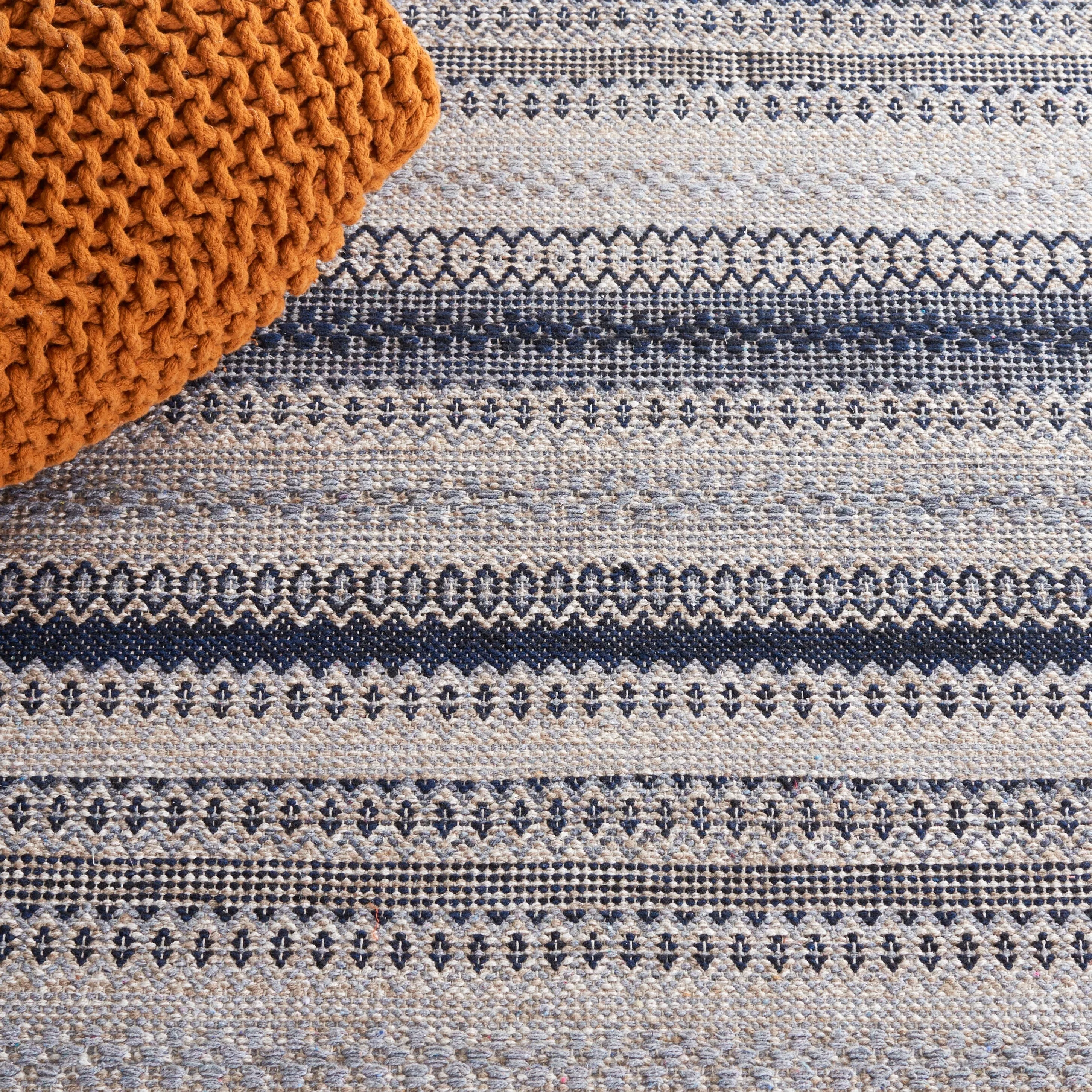 SAFAVIEH Handmade Kilim Vladlena Transitional Rug