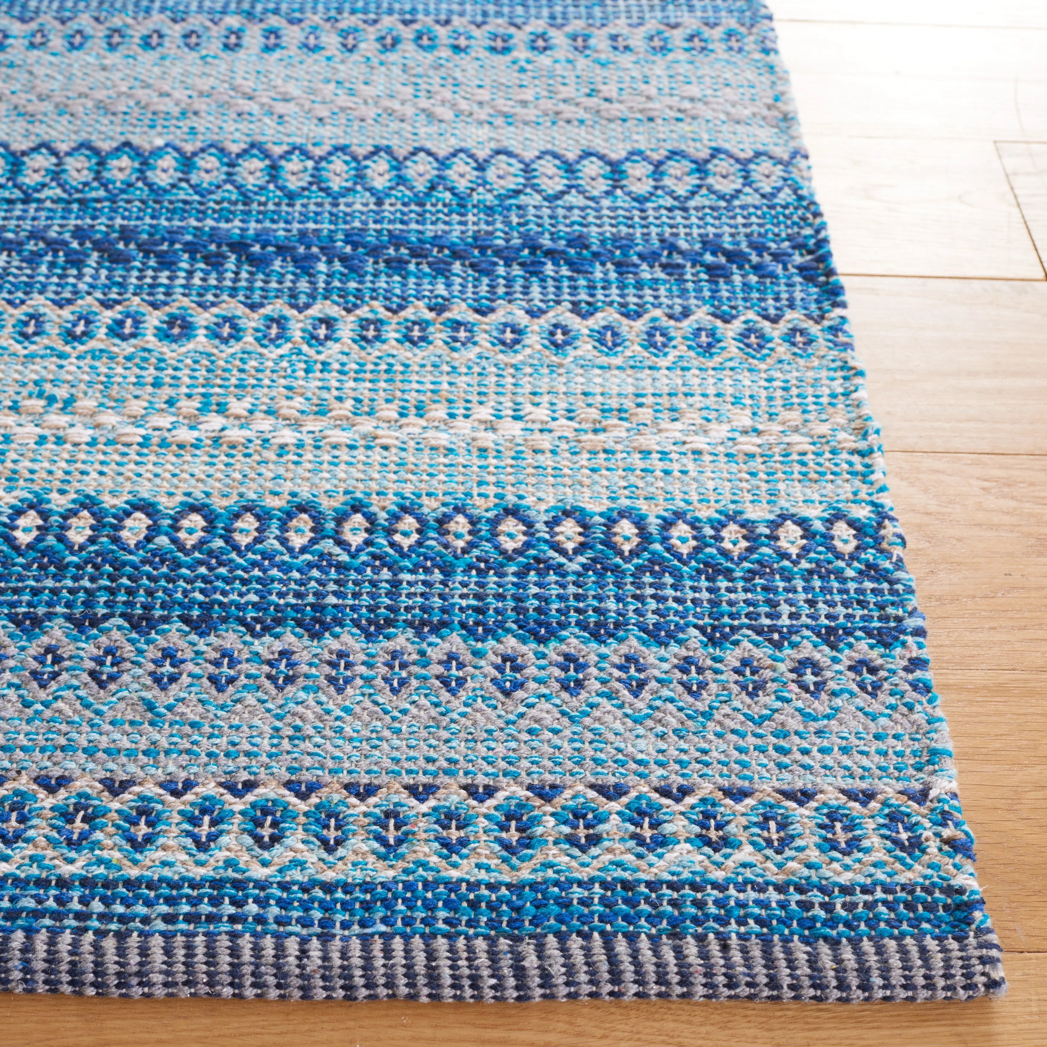 SAFAVIEH Handmade Kilim Vladlena Transitional Rug