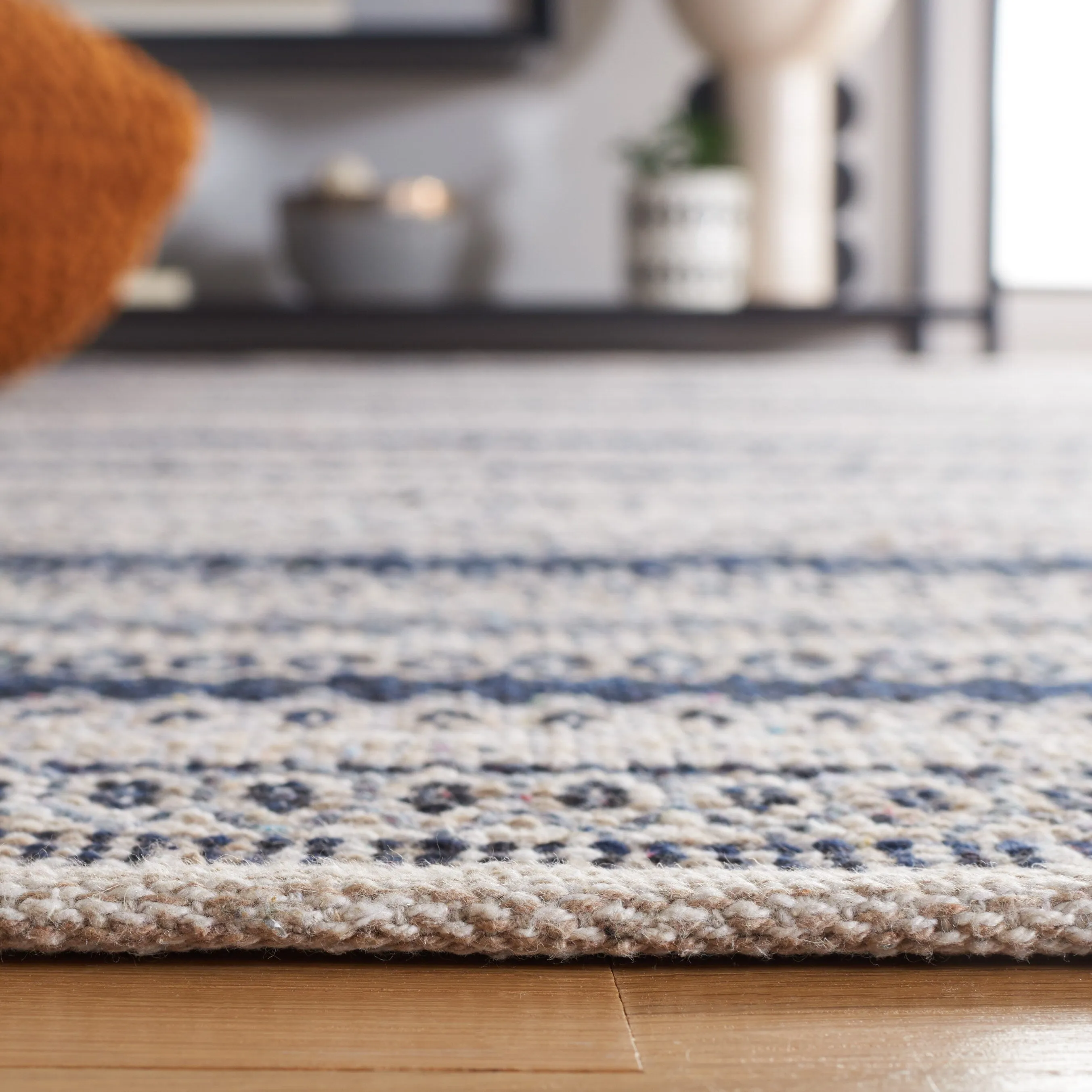 SAFAVIEH Handmade Kilim Vladlena Transitional Rug