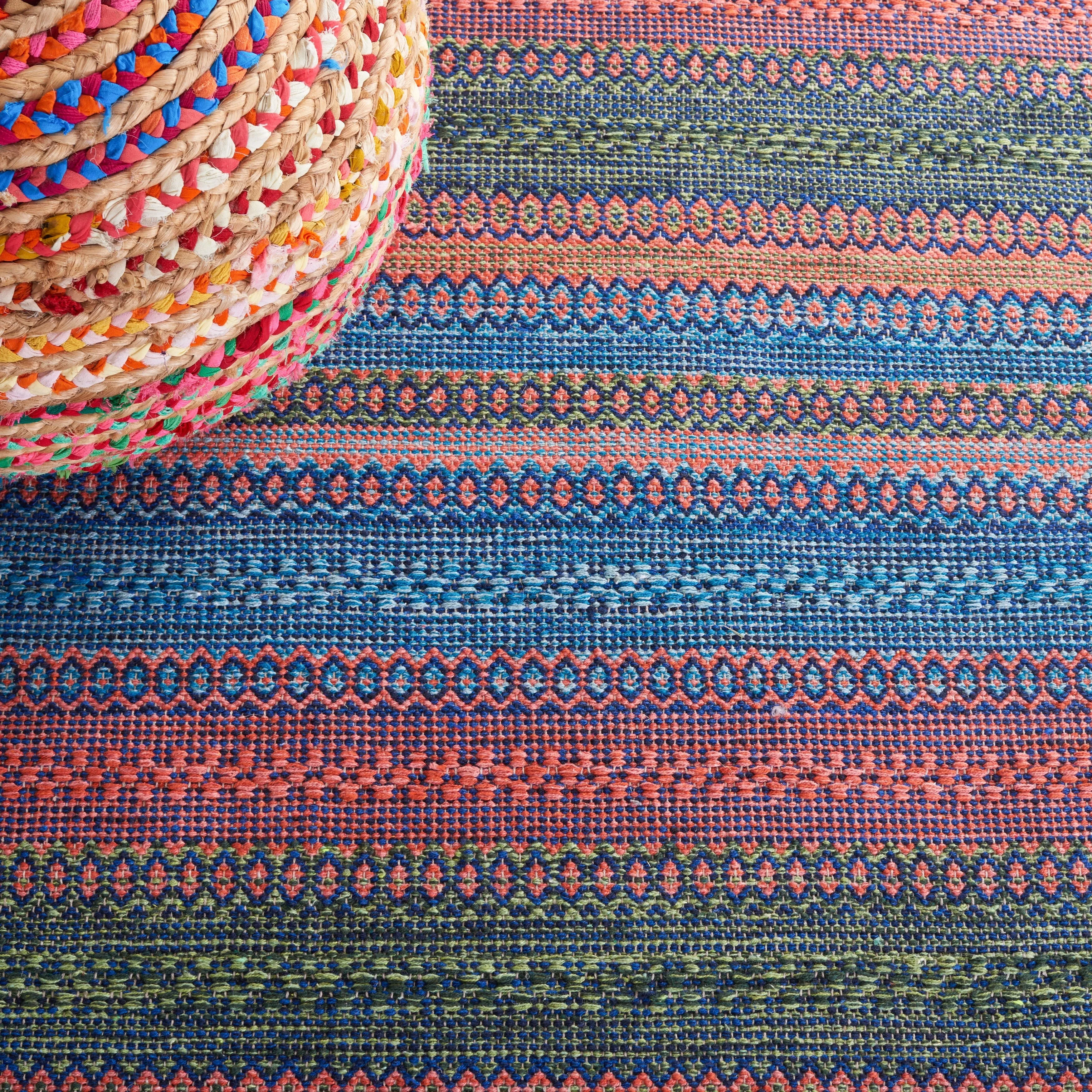 SAFAVIEH Handmade Kilim Vladlena Transitional Rug