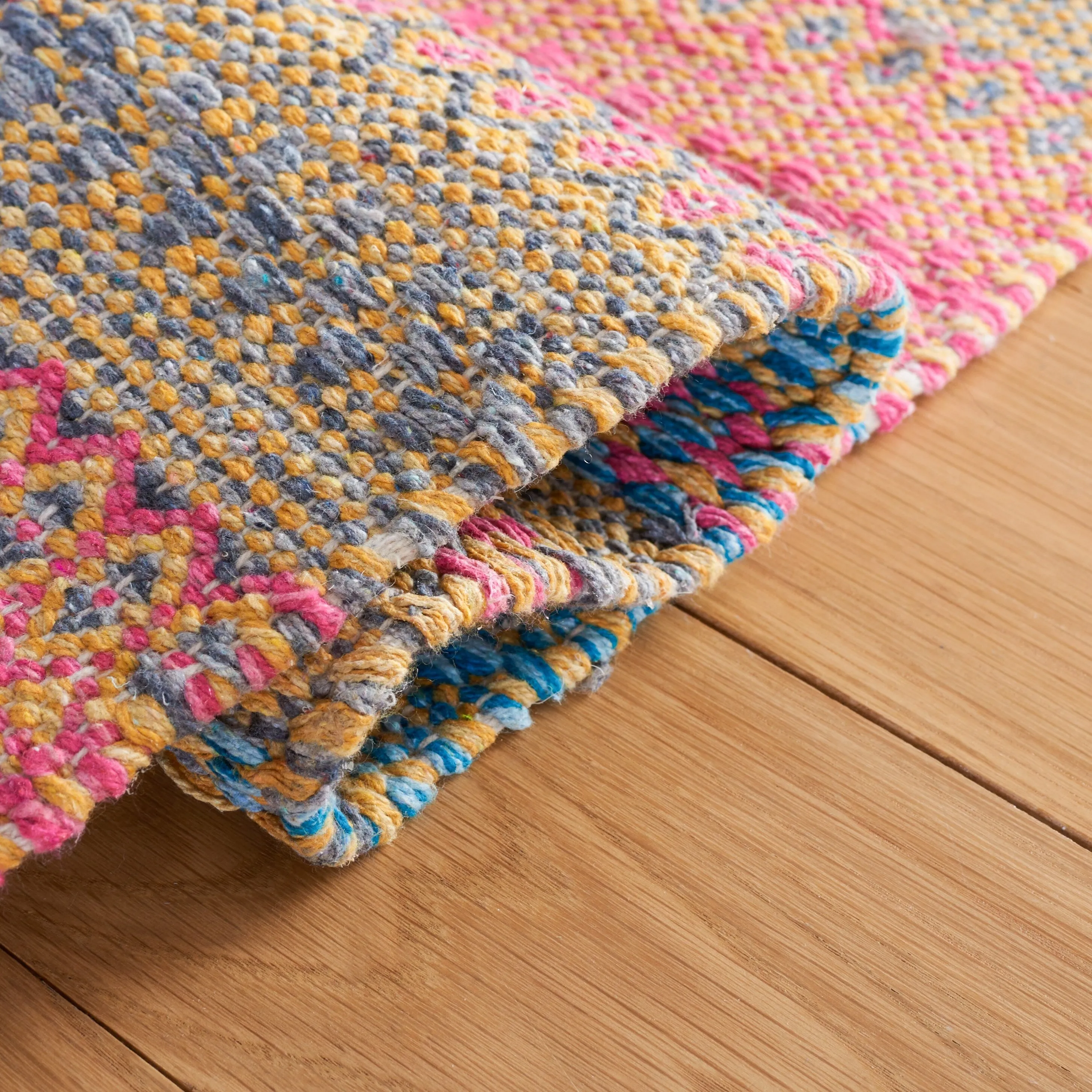 SAFAVIEH Handmade Kilim Vladlena Transitional Rug