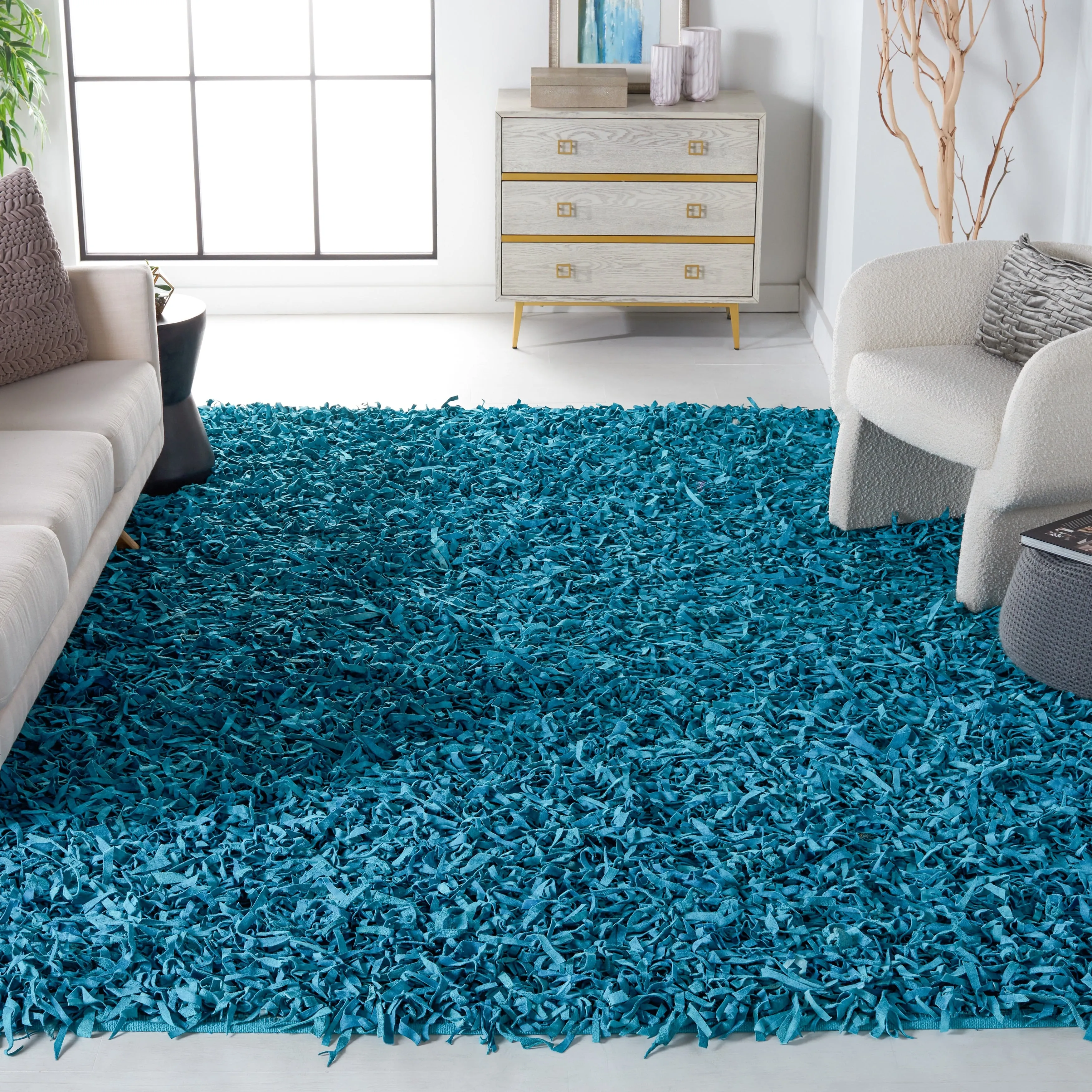 SAFAVIEH Handmade Leather Shag Doinita Modern Decorative Rug
