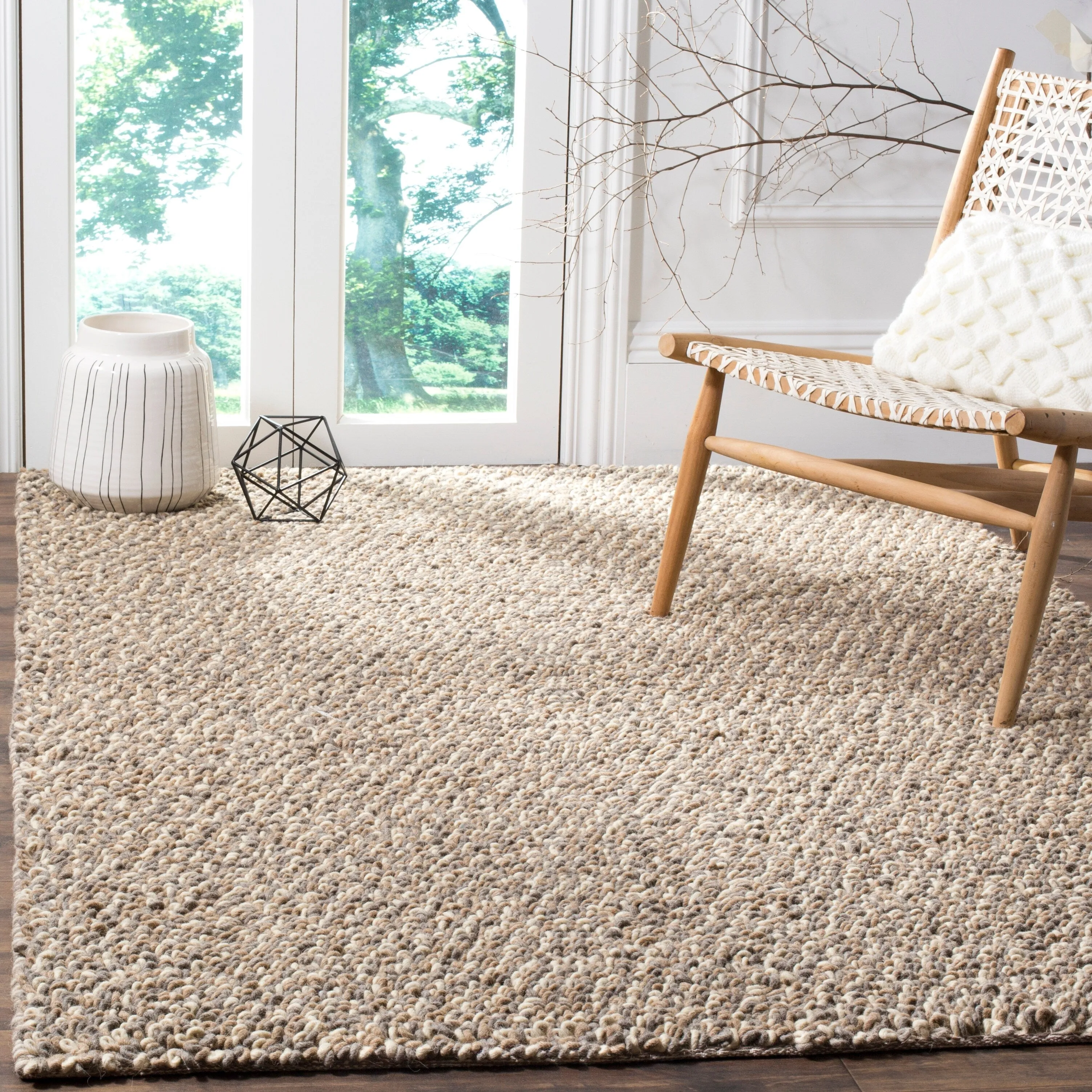 SAFAVIEH Handmade Manhattan Mjoll Modern Wool Rug