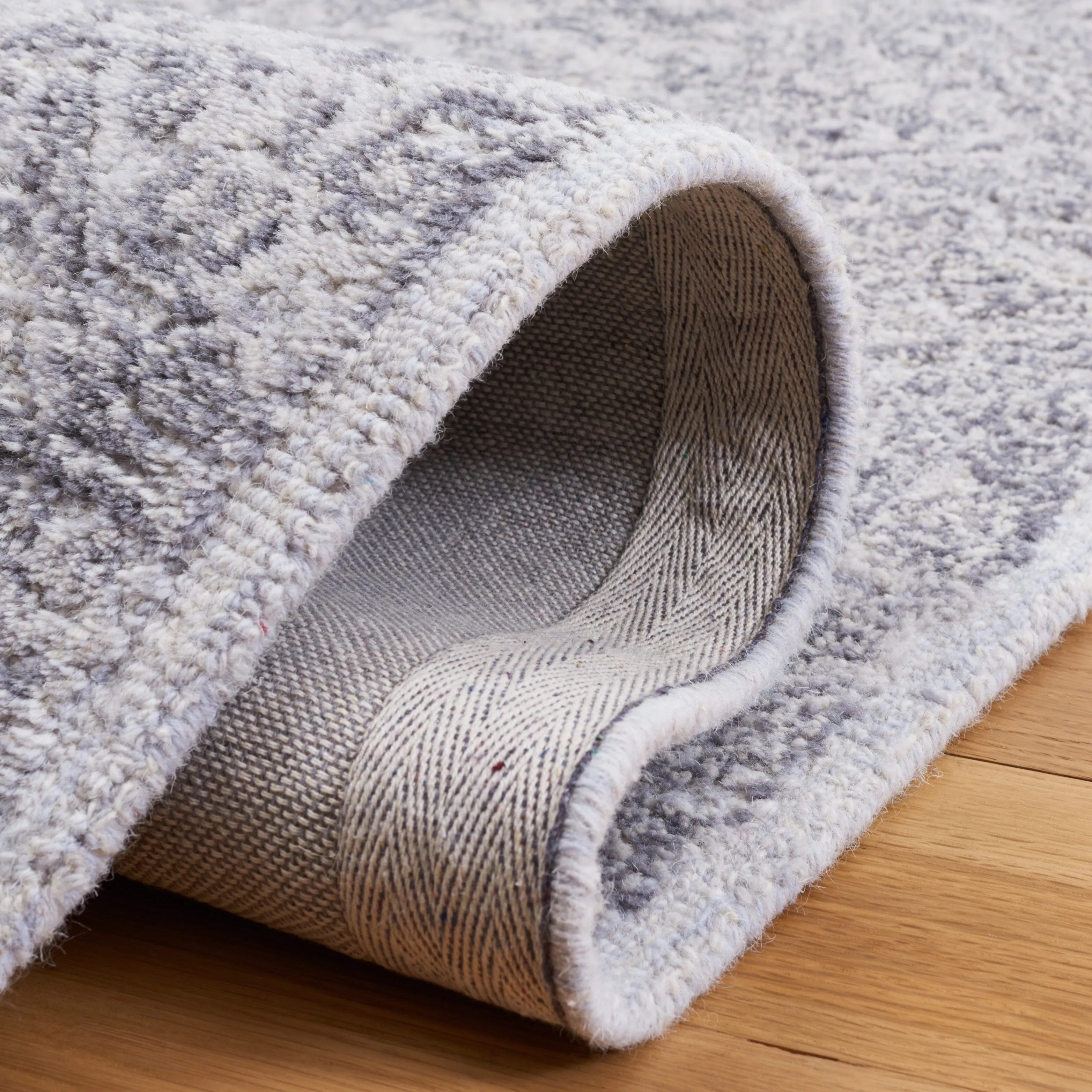 SAFAVIEH Handmade Marquee Gunnhild Modern Wool Rug