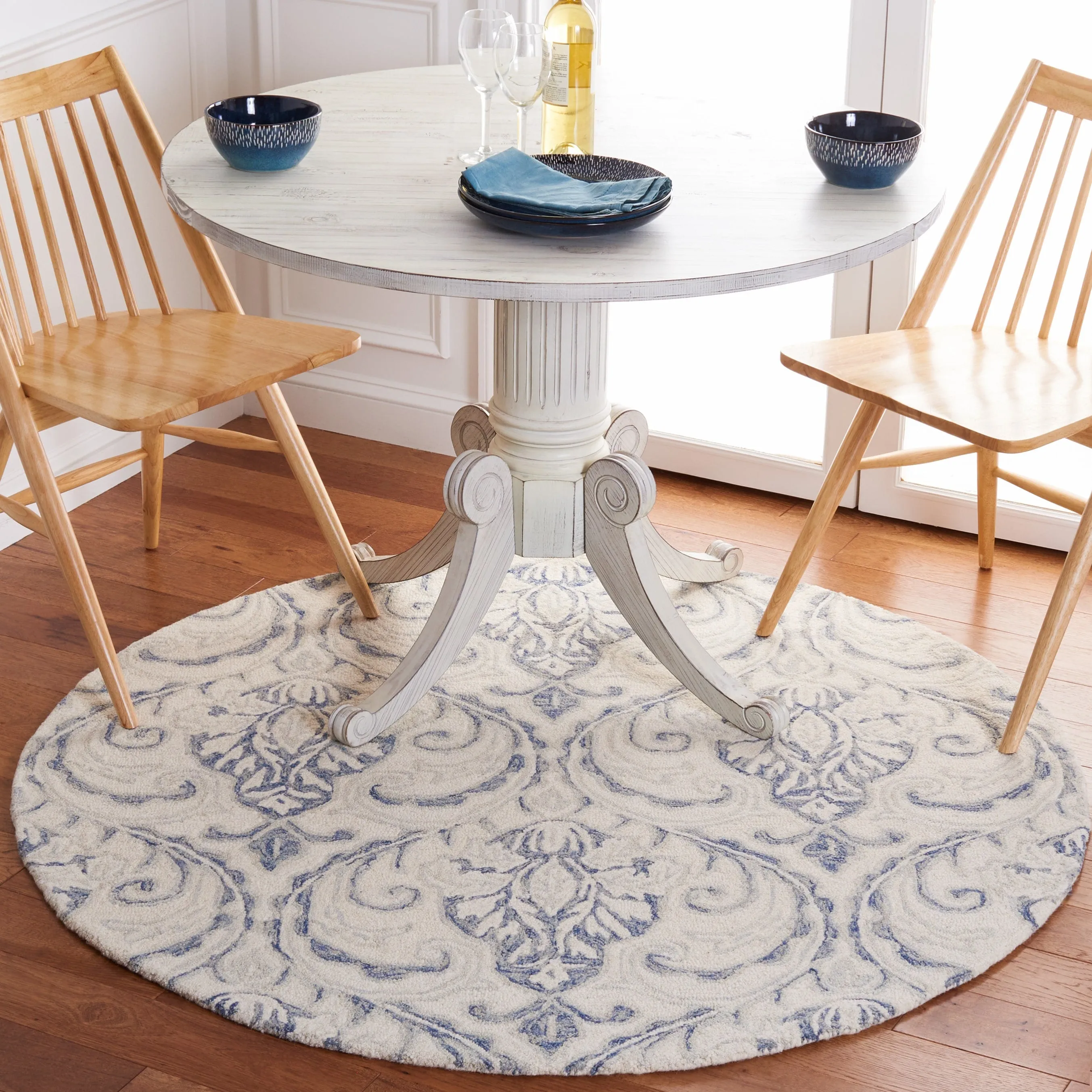 SAFAVIEH Handmade Micro-Loop Maribelle Modern Wool Rug