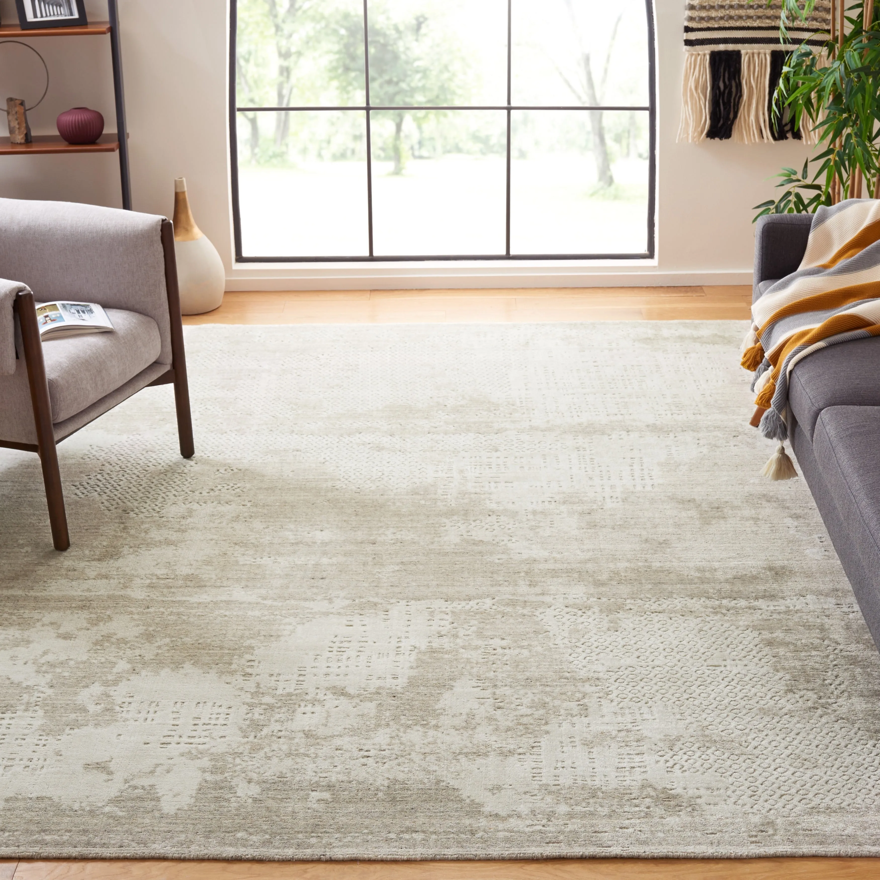 SAFAVIEH Handmade Mirage Fakira Modern Abstract Wool & Viscose