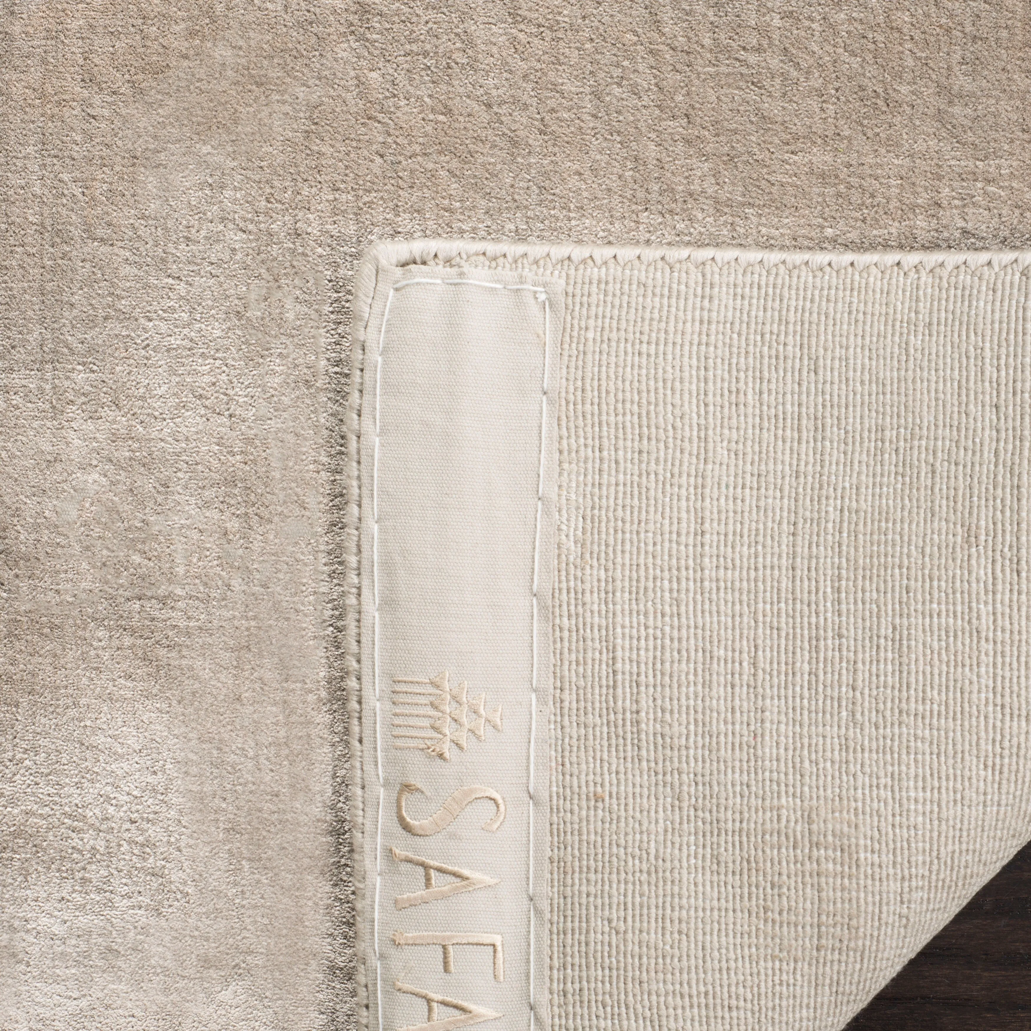 SAFAVIEH Handmade Mirage Filotia Modern Abstract Viscose Rug