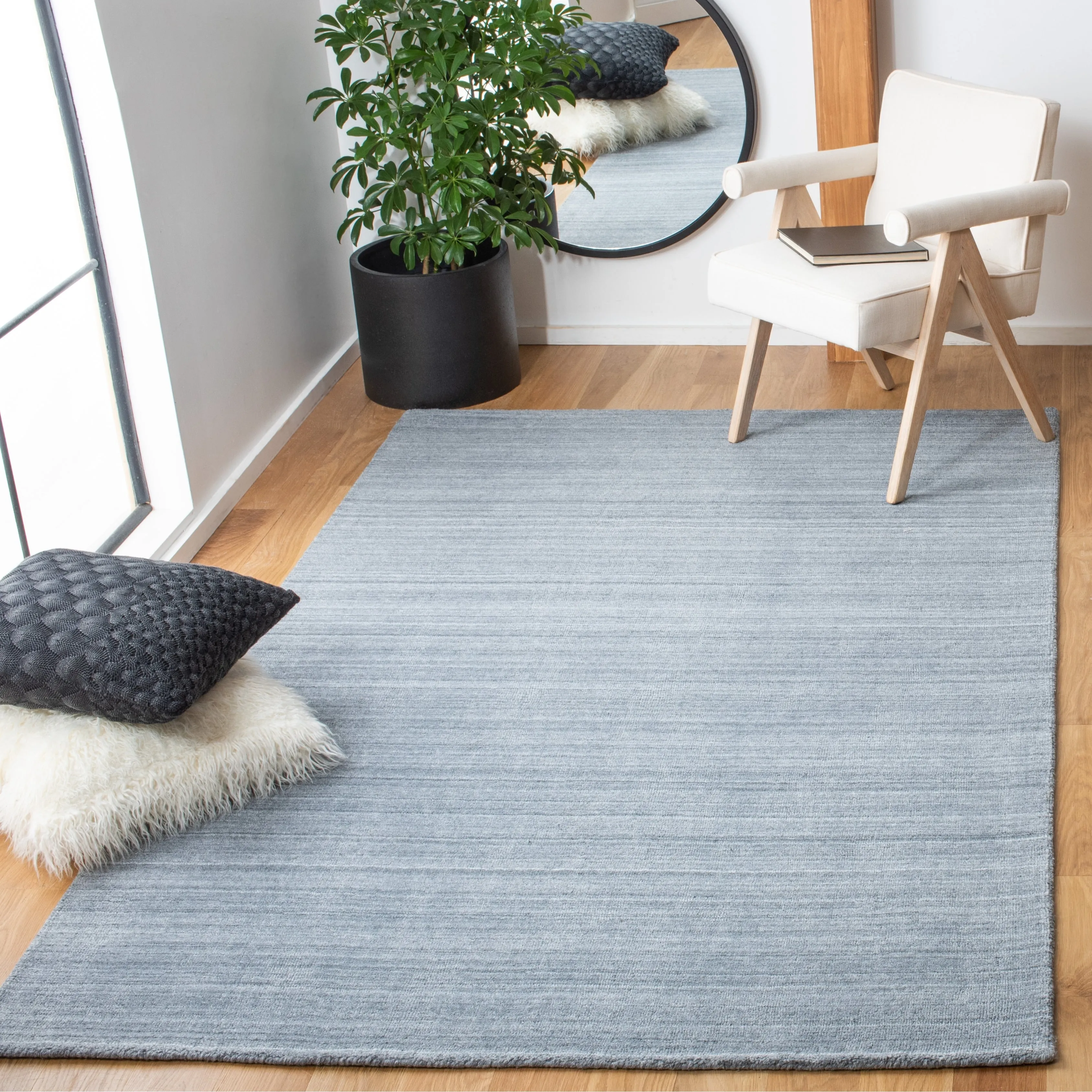 SAFAVIEH Handmade Mirage Ibtihaj Rug