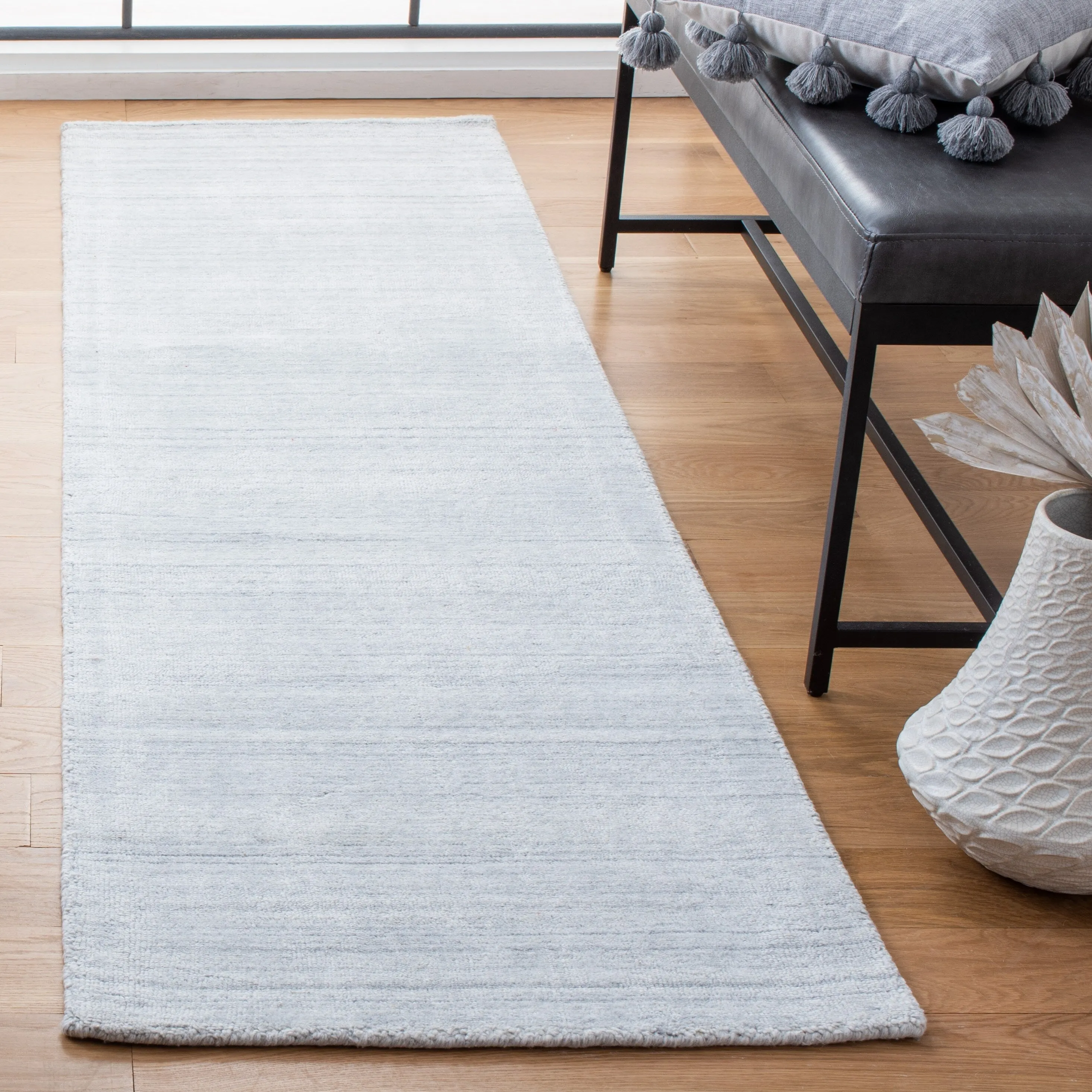 SAFAVIEH Handmade Mirage Ibtihaj Rug