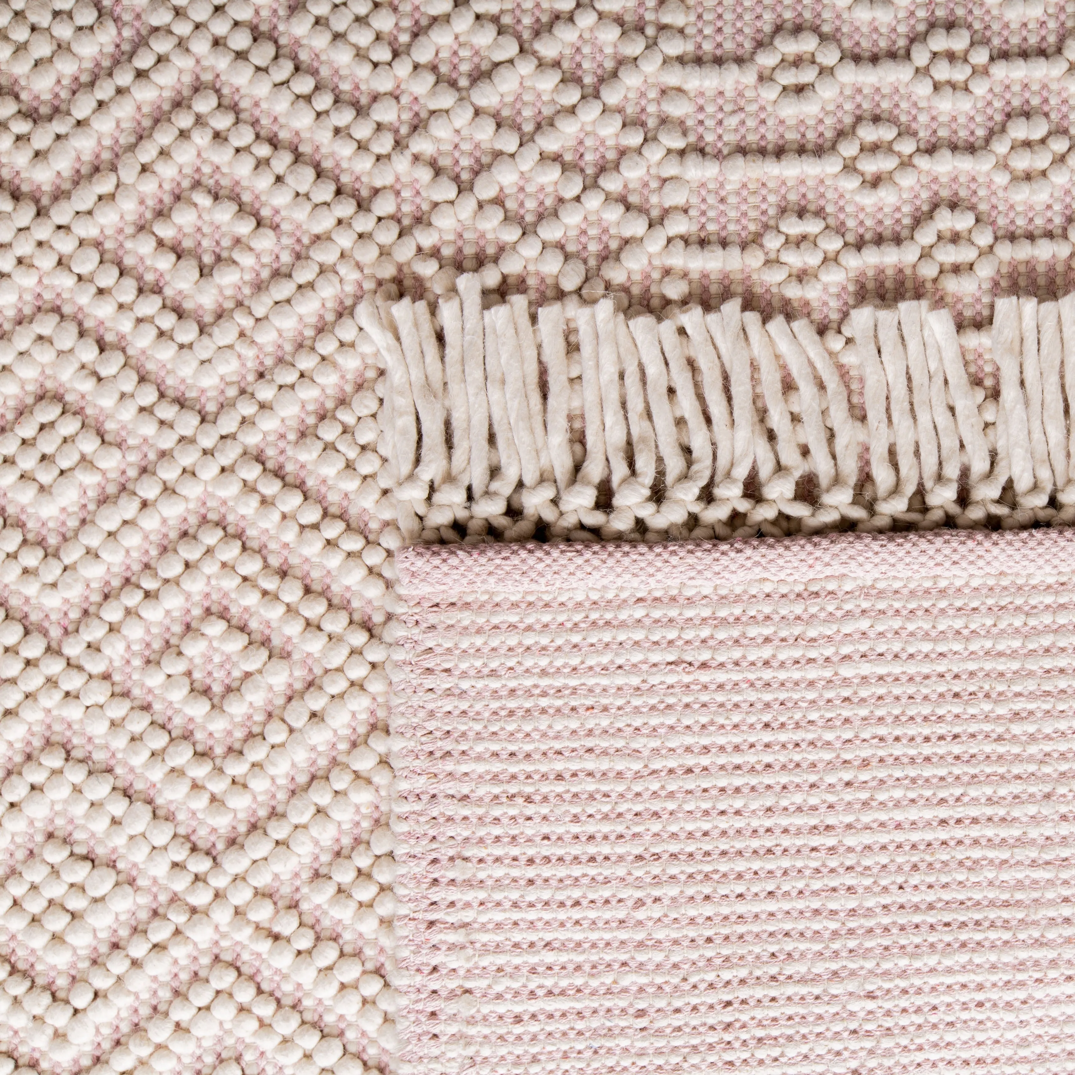 SAFAVIEH Handmade Natura Estel Wool Fringe Rug