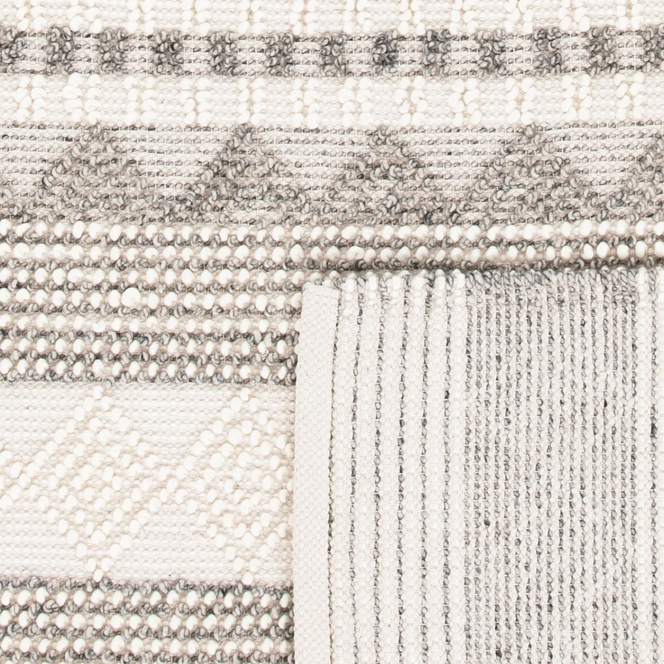 SAFAVIEH. Handmade Natura Paladia Wool Rug