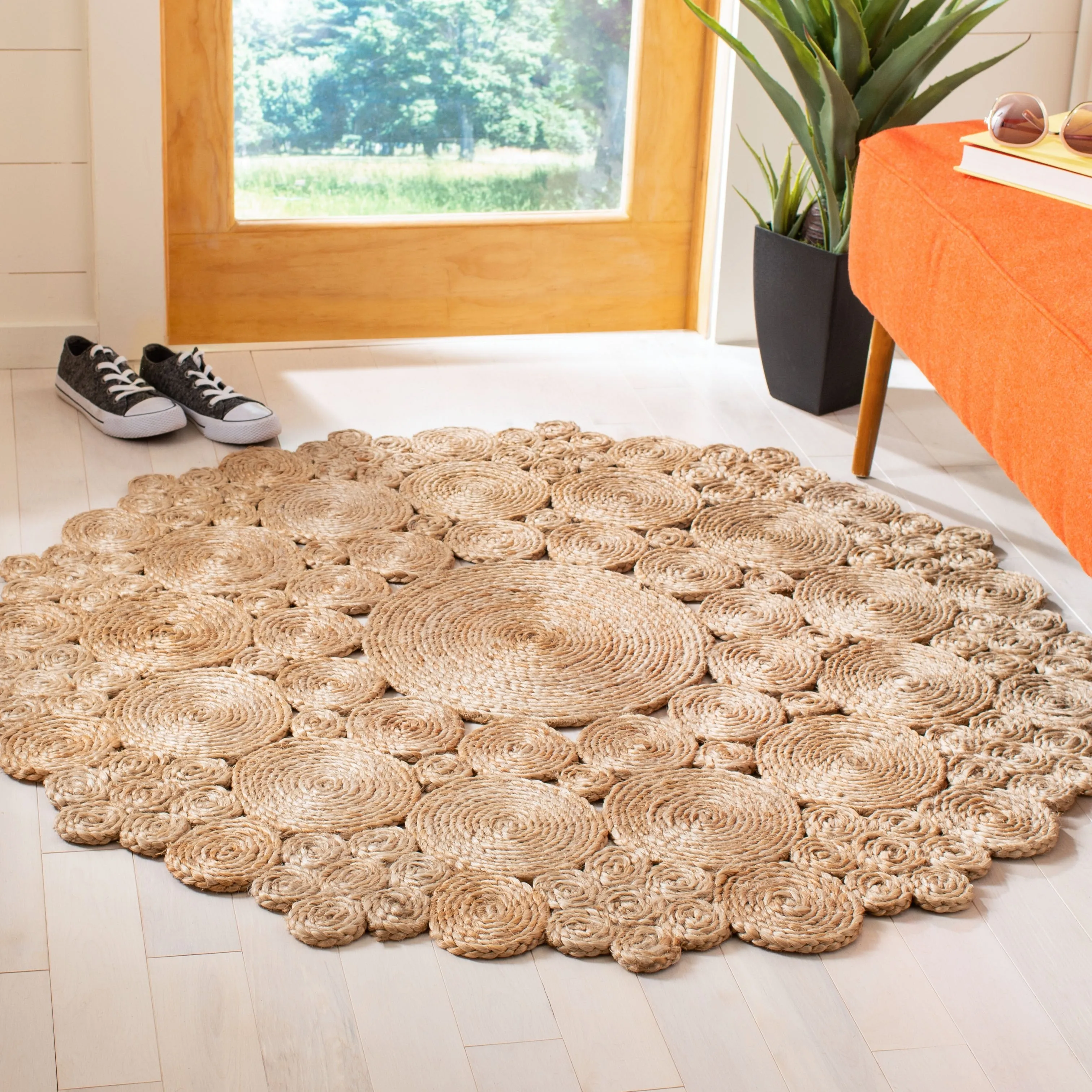 SAFAVIEH Handmade Natural Fiber Meleri Casual Jute Rug - Natural - 4' Round