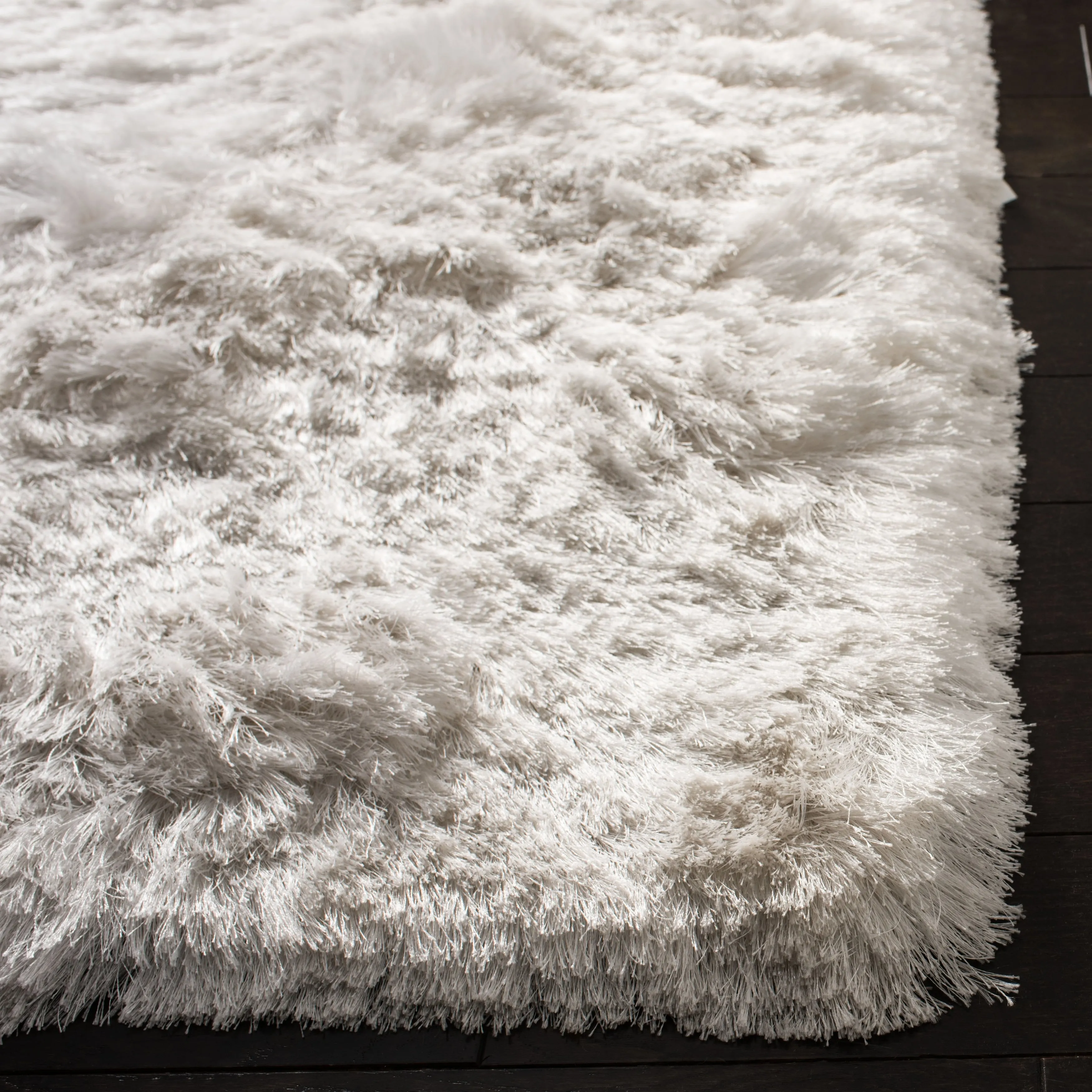 SAFAVIEH Handmade Ocean Shag Marilijn Glam 2.5-inch Thick Rug