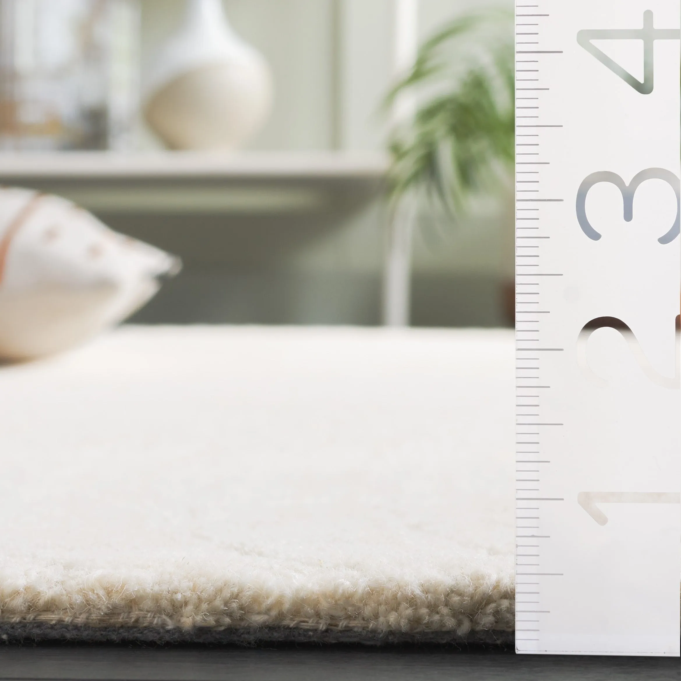 SAFAVIEH Handmade Pine Fatlina Modern & Contemporary Wool Rug