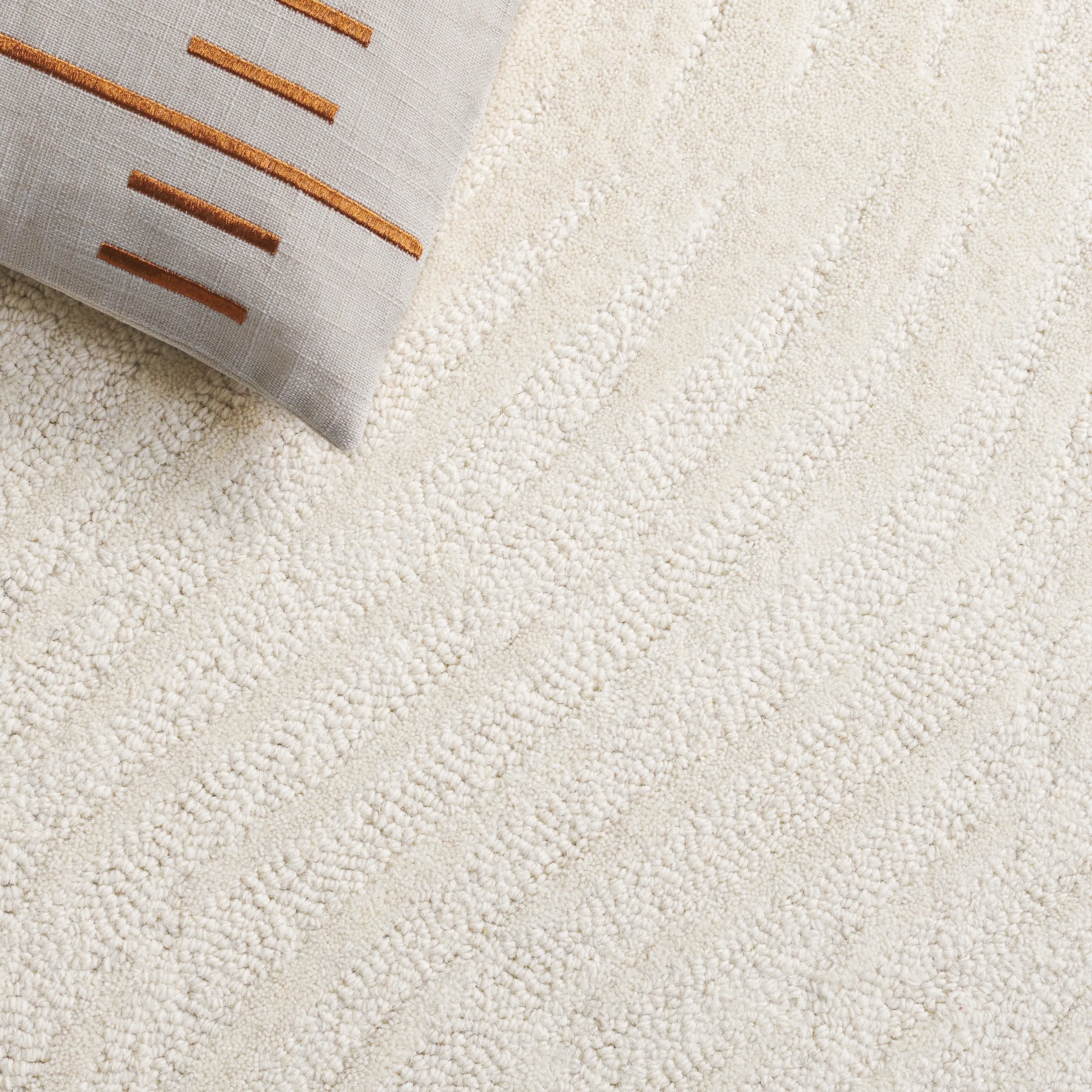 SAFAVIEH Handmade Pine Fatlina Modern & Contemporary Wool Rug