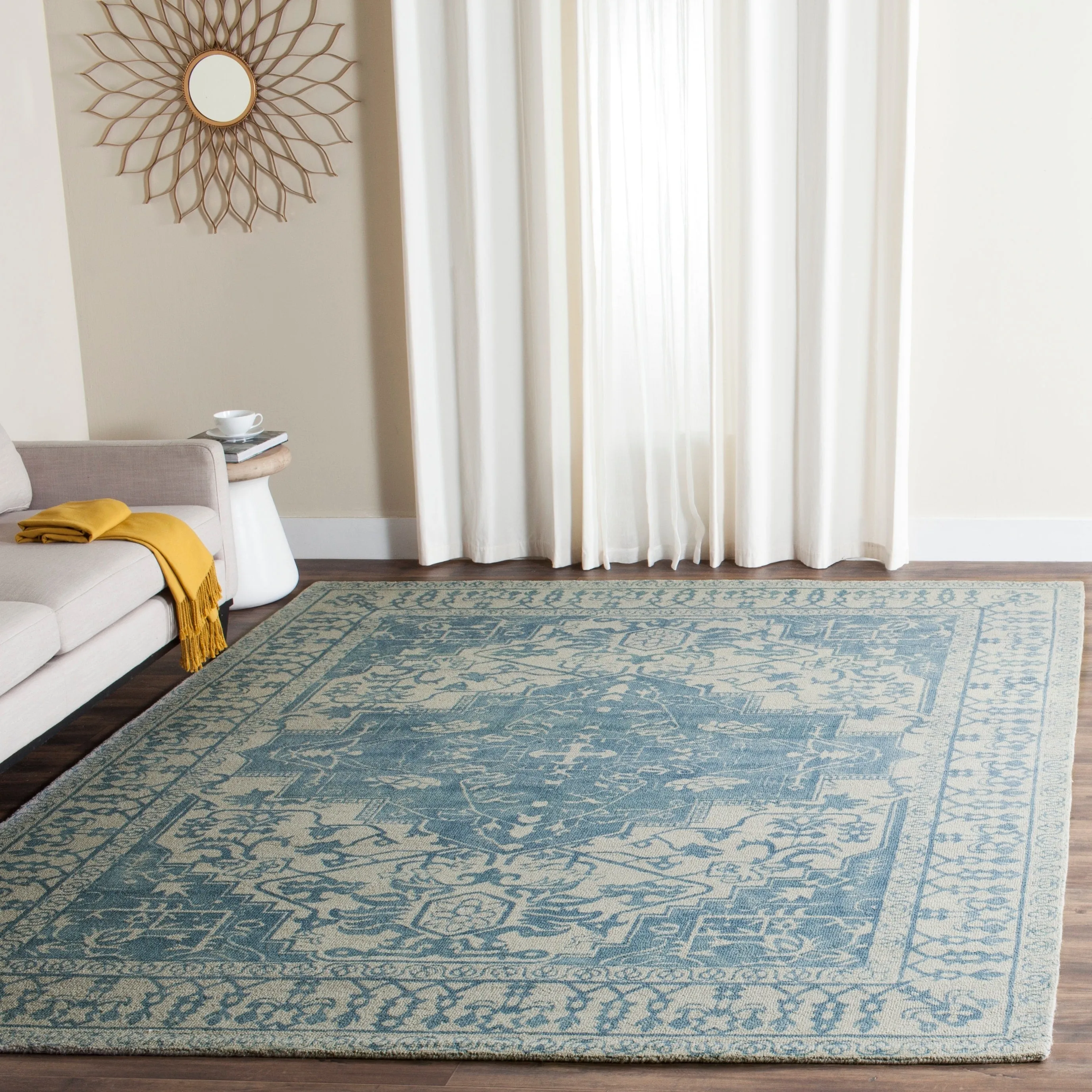 SAFAVIEH Handmade Restoration Vintage Boho Grisha Oriental Wool Rug
