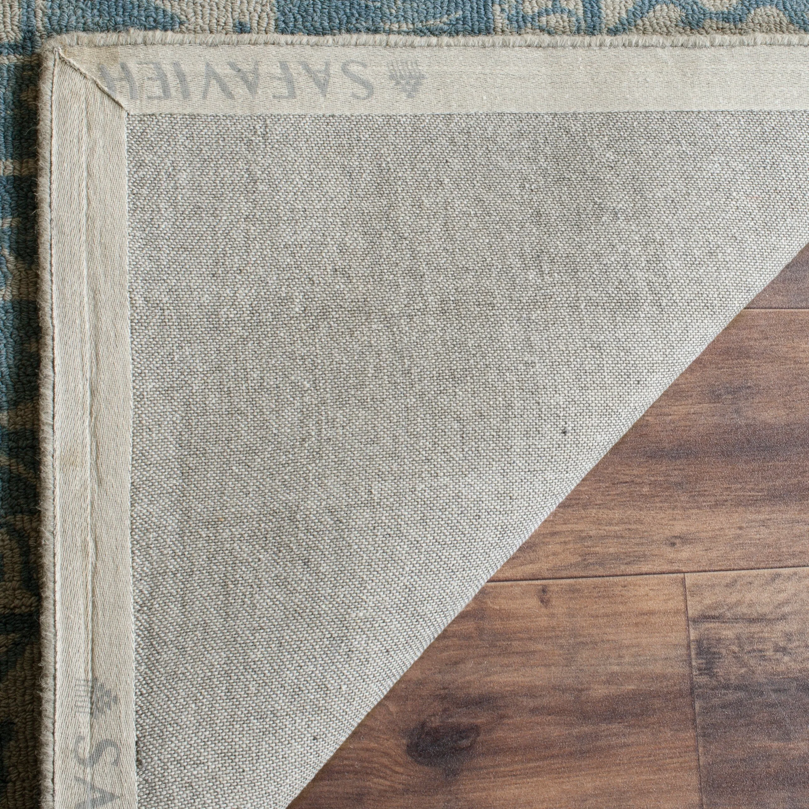 SAFAVIEH Handmade Restoration Vintage Boho Grisha Oriental Wool Rug