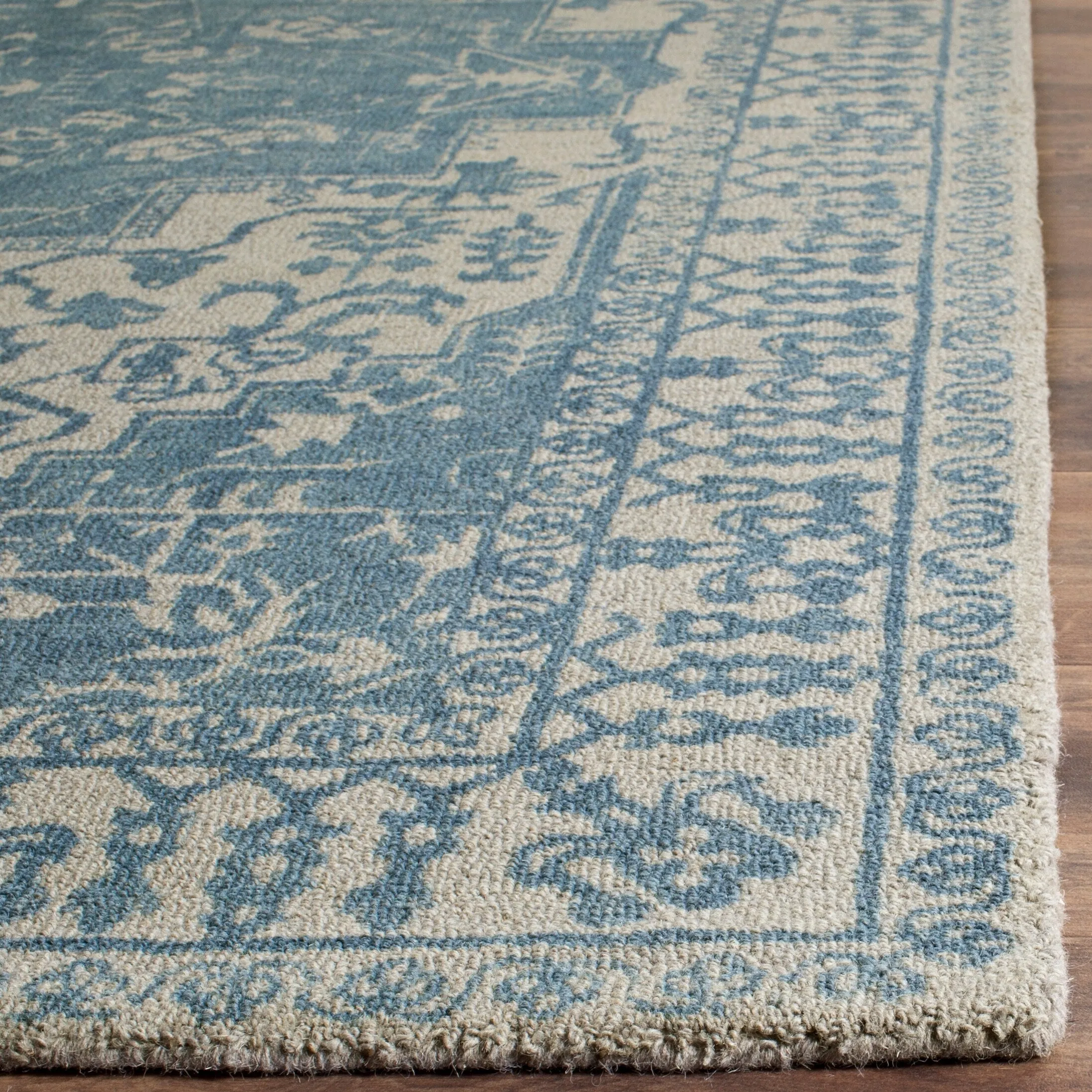 SAFAVIEH Handmade Restoration Vintage Boho Grisha Oriental Wool Rug