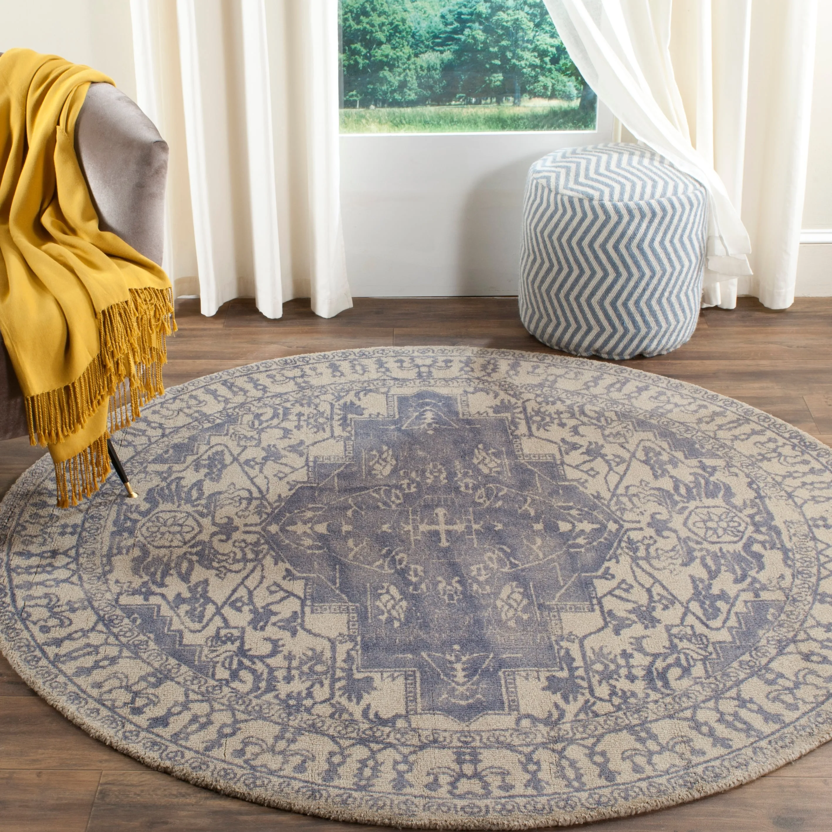 SAFAVIEH Handmade Restoration Vintage Boho Grisha Oriental Wool Rug