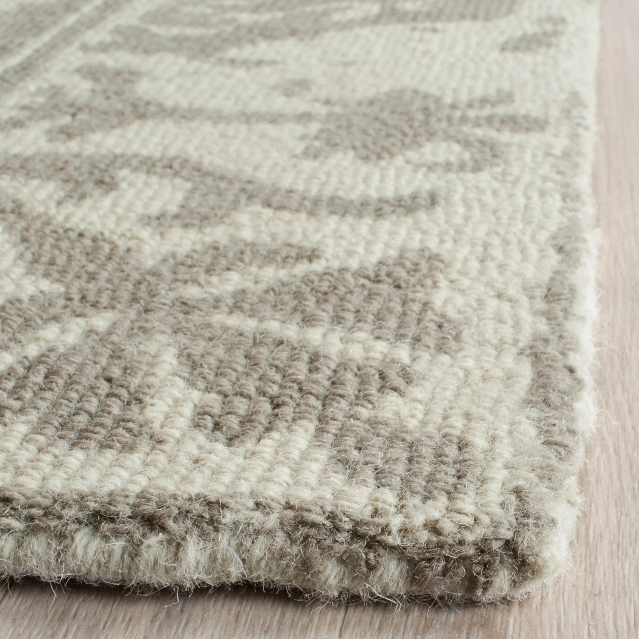 SAFAVIEH Handmade Restoration Vintage Distressed Boho Amani Oriental Wool
