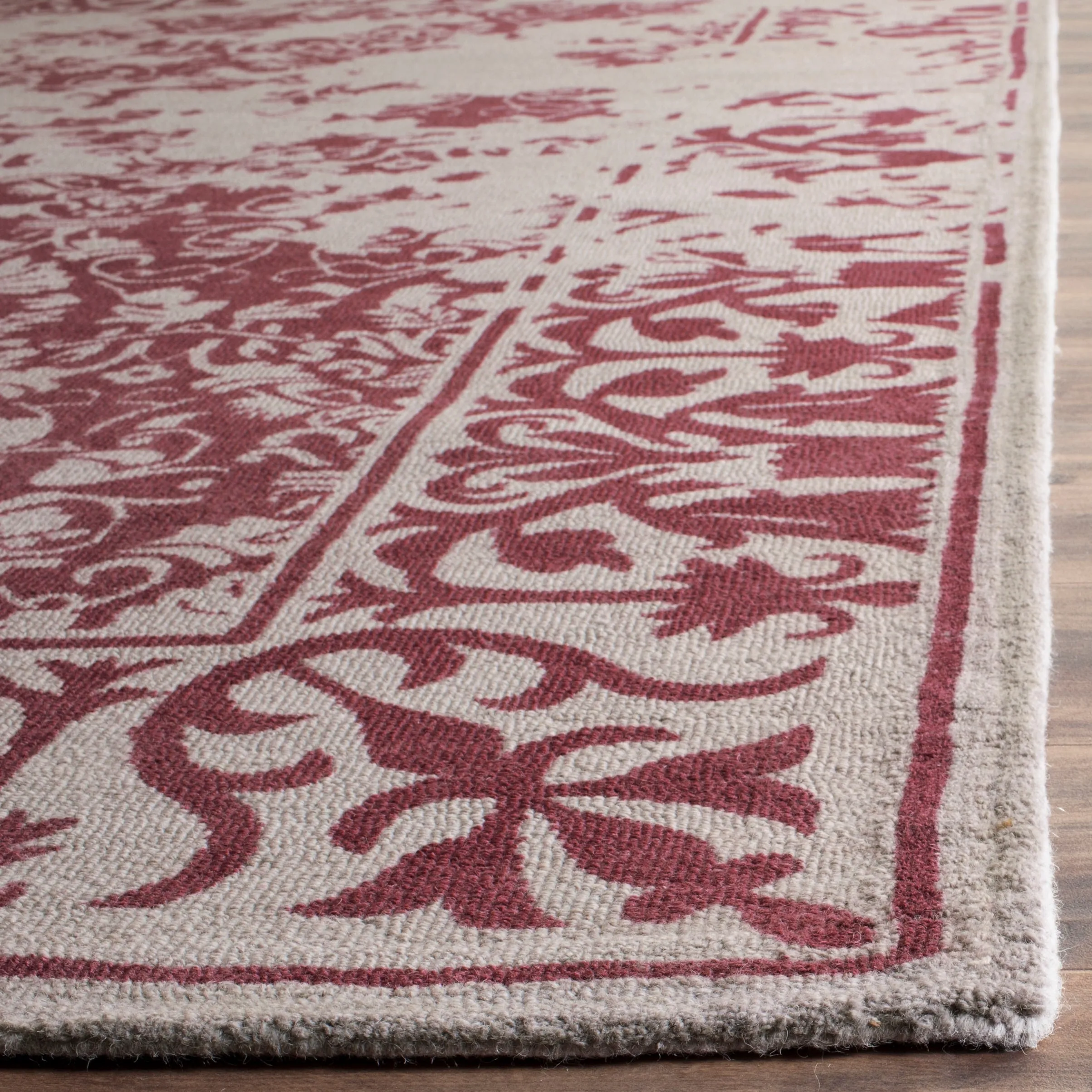 SAFAVIEH Handmade Restoration Vintage Distressed Boho Amani Oriental Wool