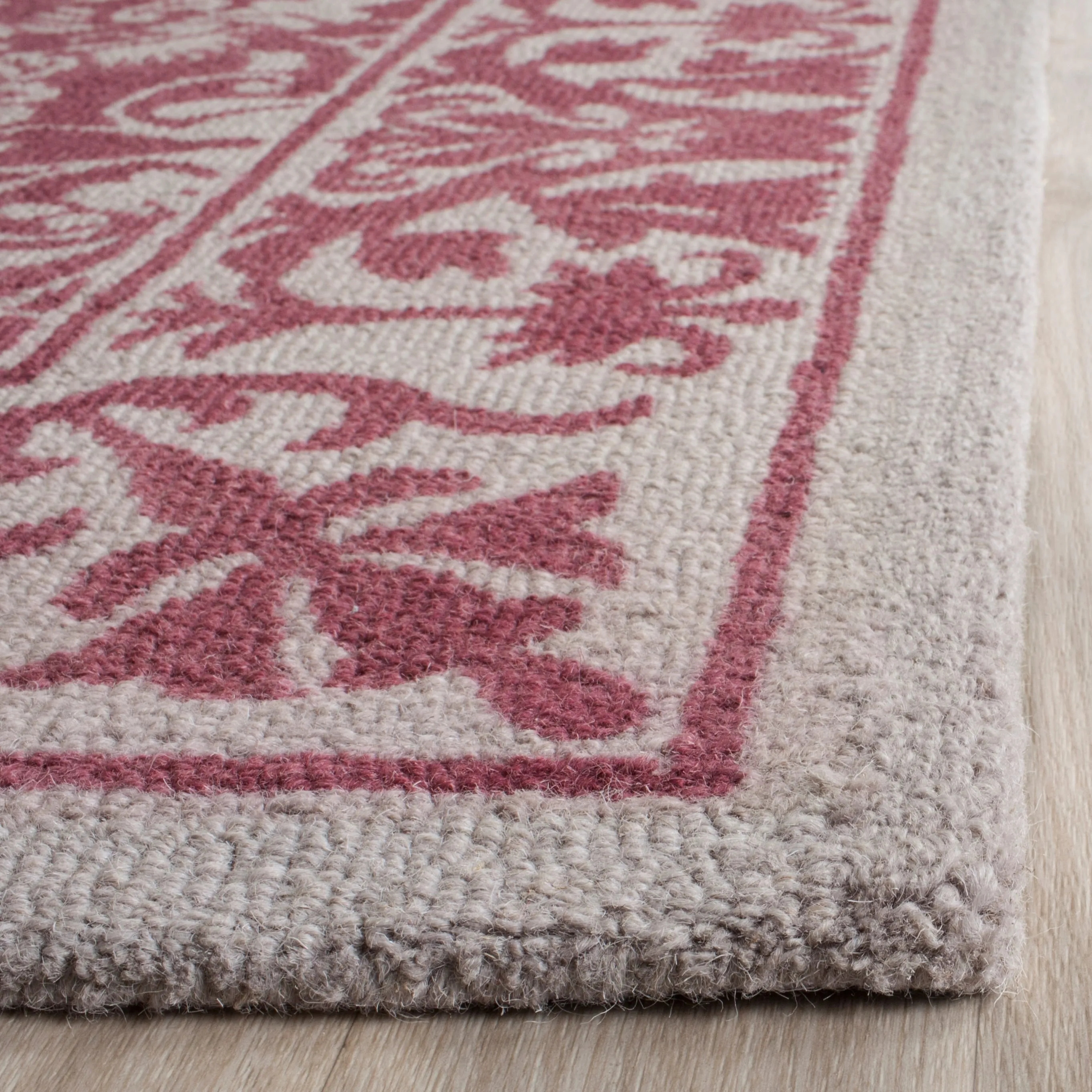 SAFAVIEH Handmade Restoration Vintage Distressed Boho Amani Oriental Wool
