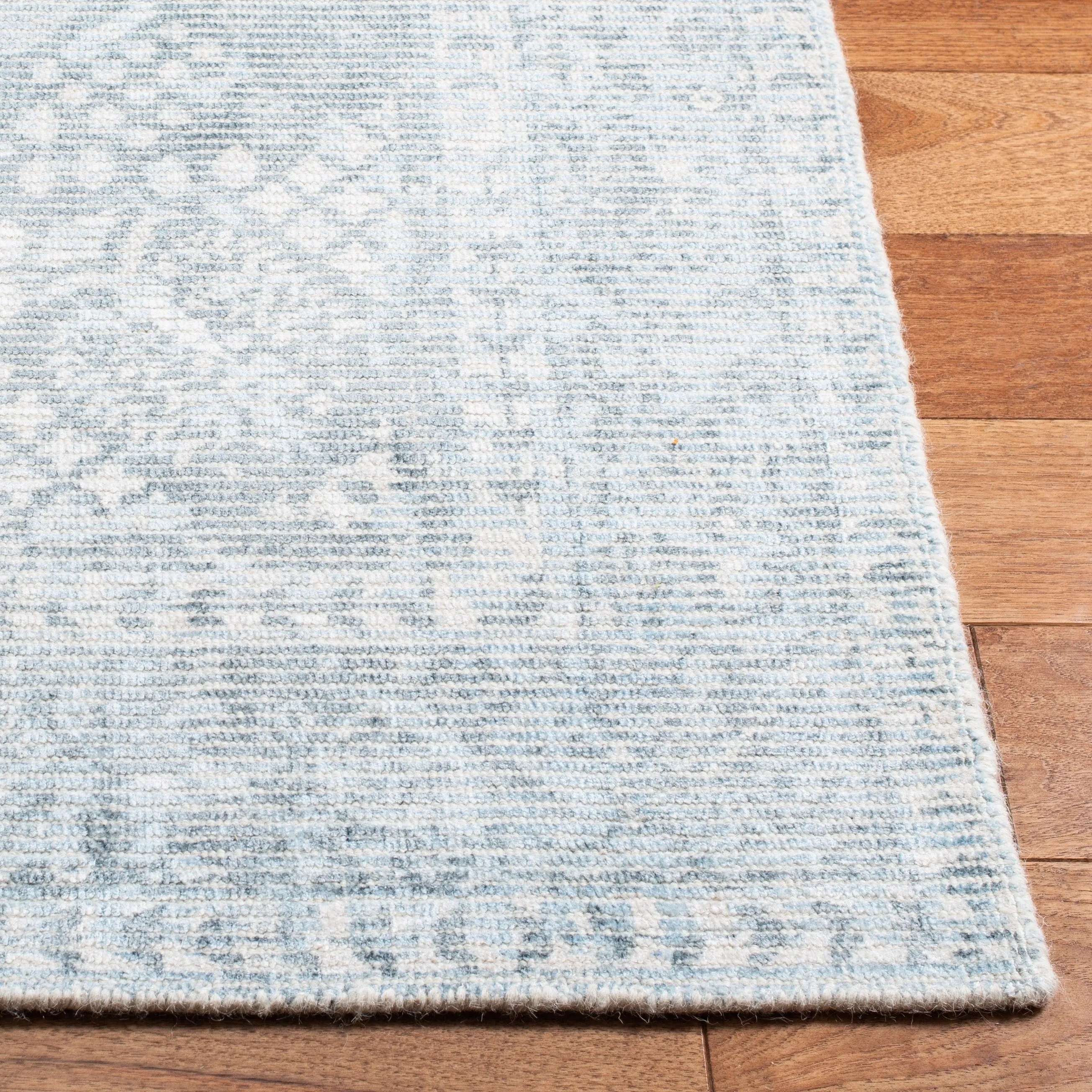 SAFAVIEH Handmade Restoration Vintage Zaria Wool & Viscose Rug