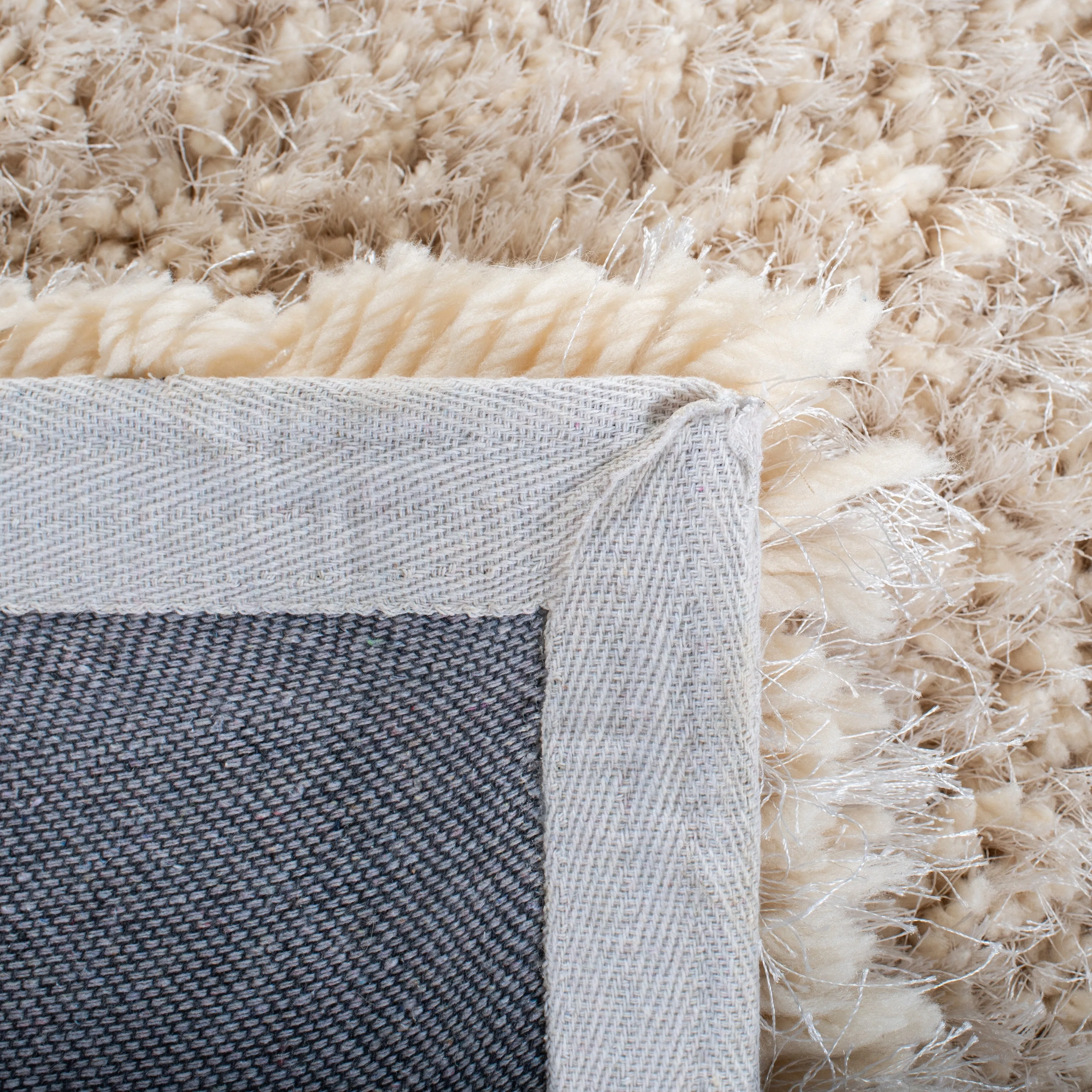 SAFAVIEH Handmade Shag Alysa Shag 1.5-inch Thick Rug