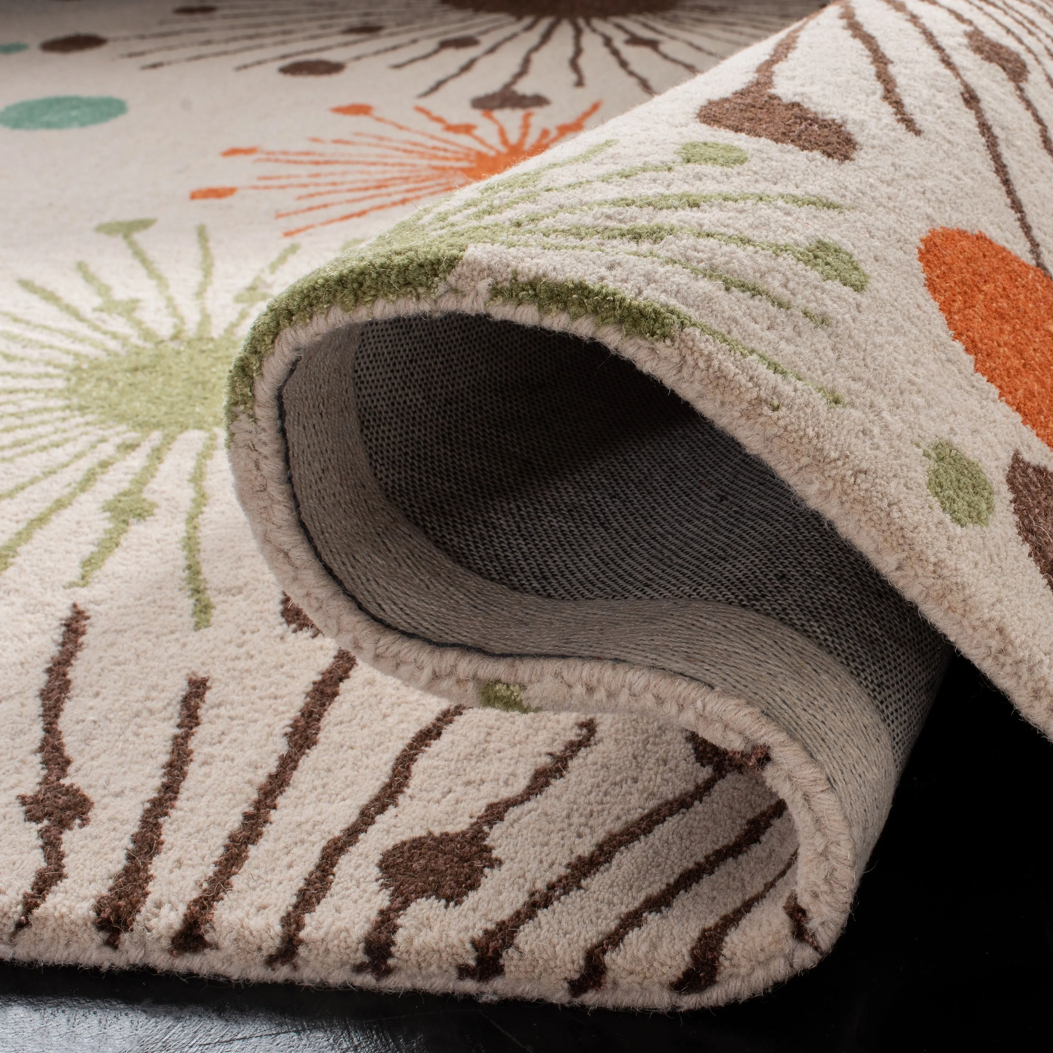 SAFAVIEH Handmade Soho Cristen Cosmos N.Z. Wool Rug