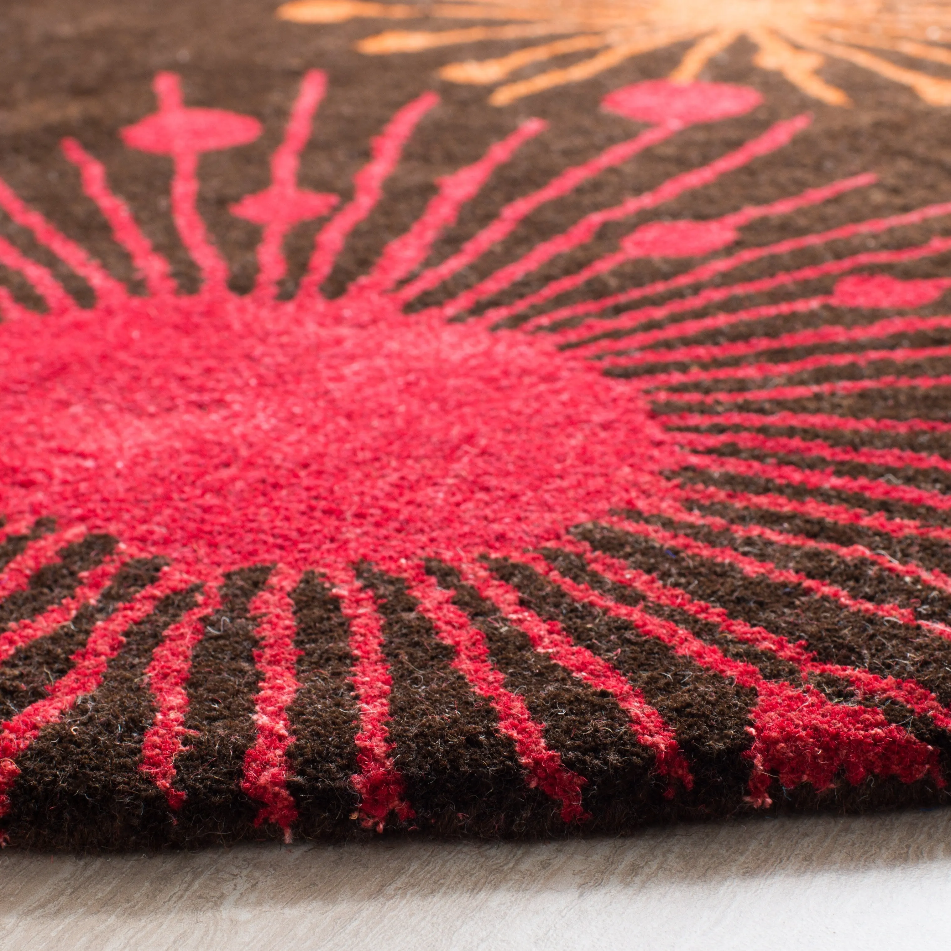 SAFAVIEH Handmade Soho Cristen Cosmos N.Z. Wool Rug