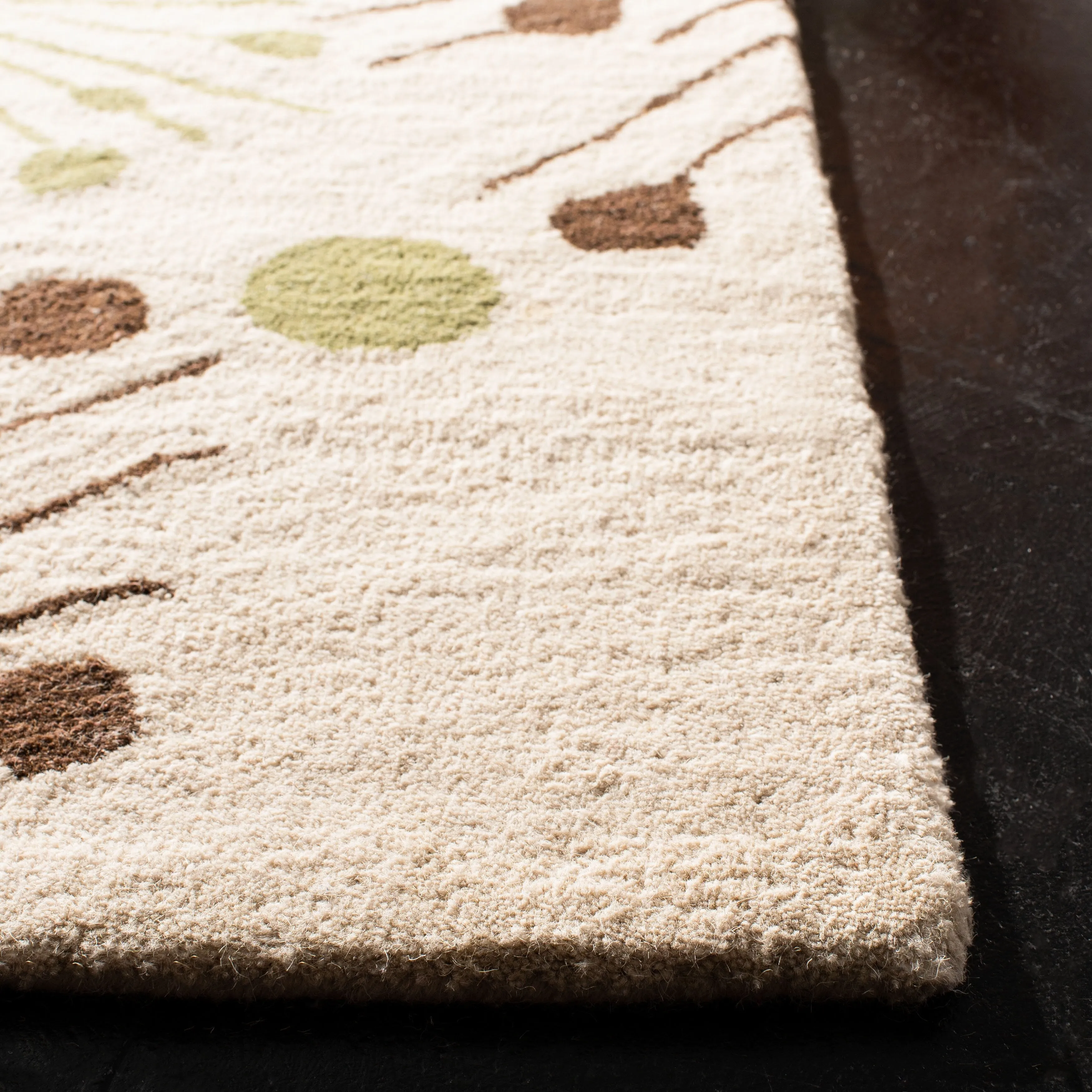 SAFAVIEH Handmade Soho Cristen Cosmos N.Z. Wool Rug