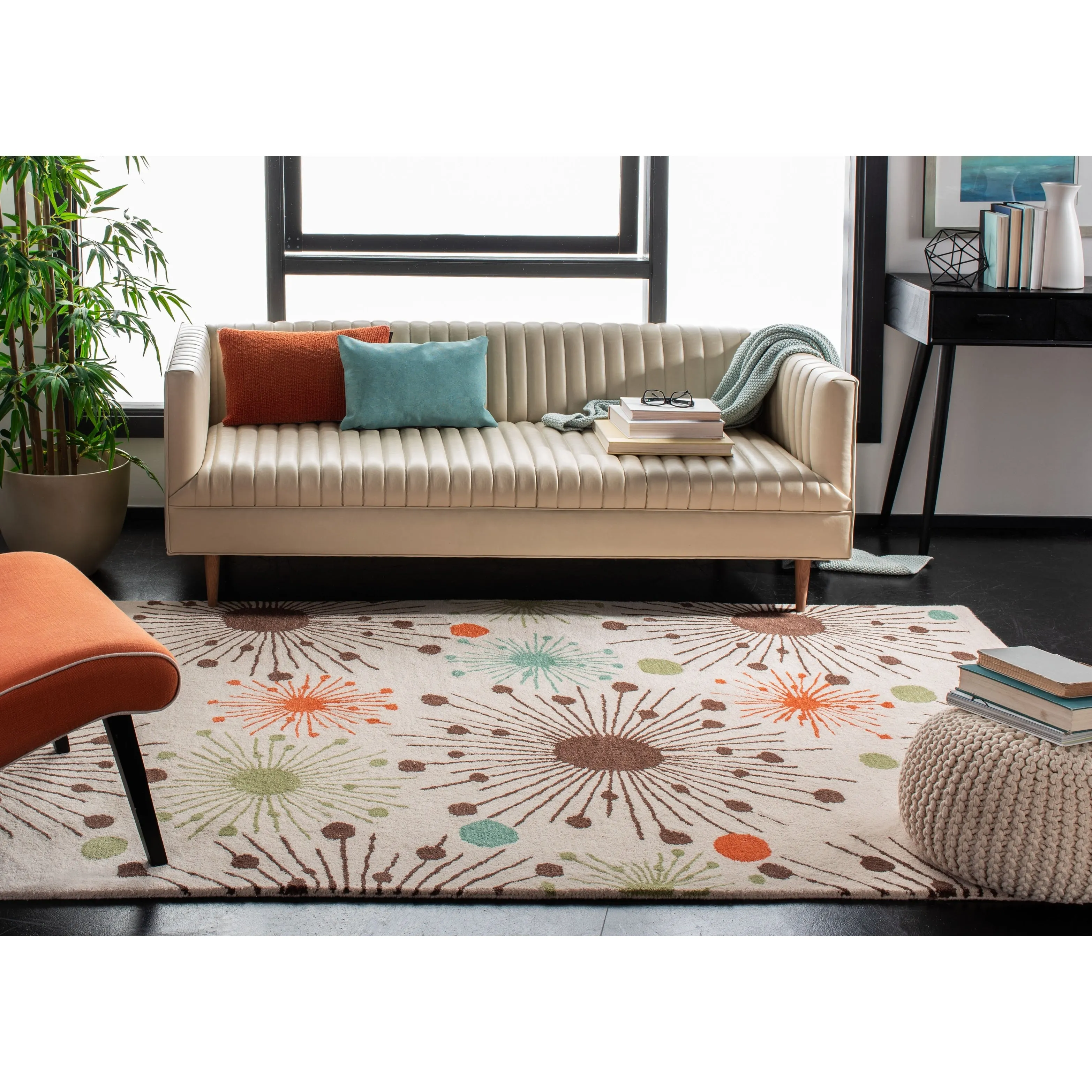SAFAVIEH Handmade Soho Cristen Cosmos N.Z. Wool Rug