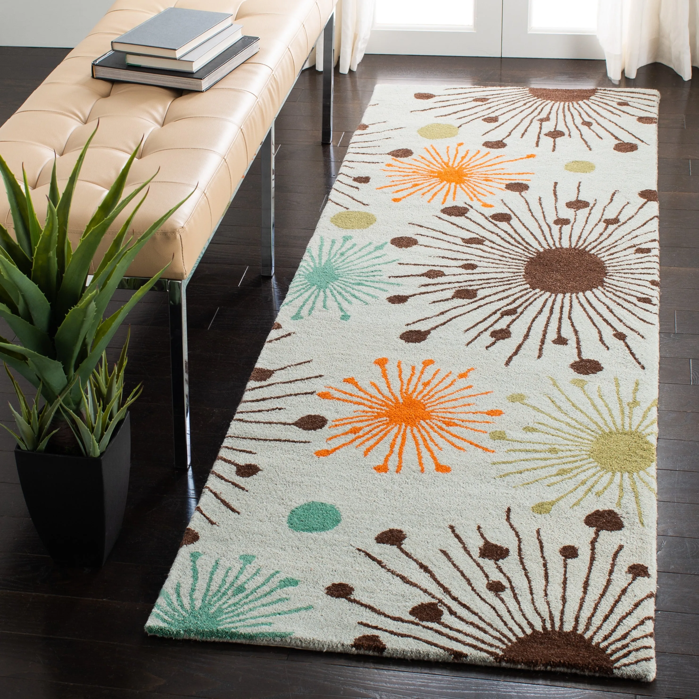 SAFAVIEH Handmade Soho Cristen Cosmos N.Z. Wool Rug