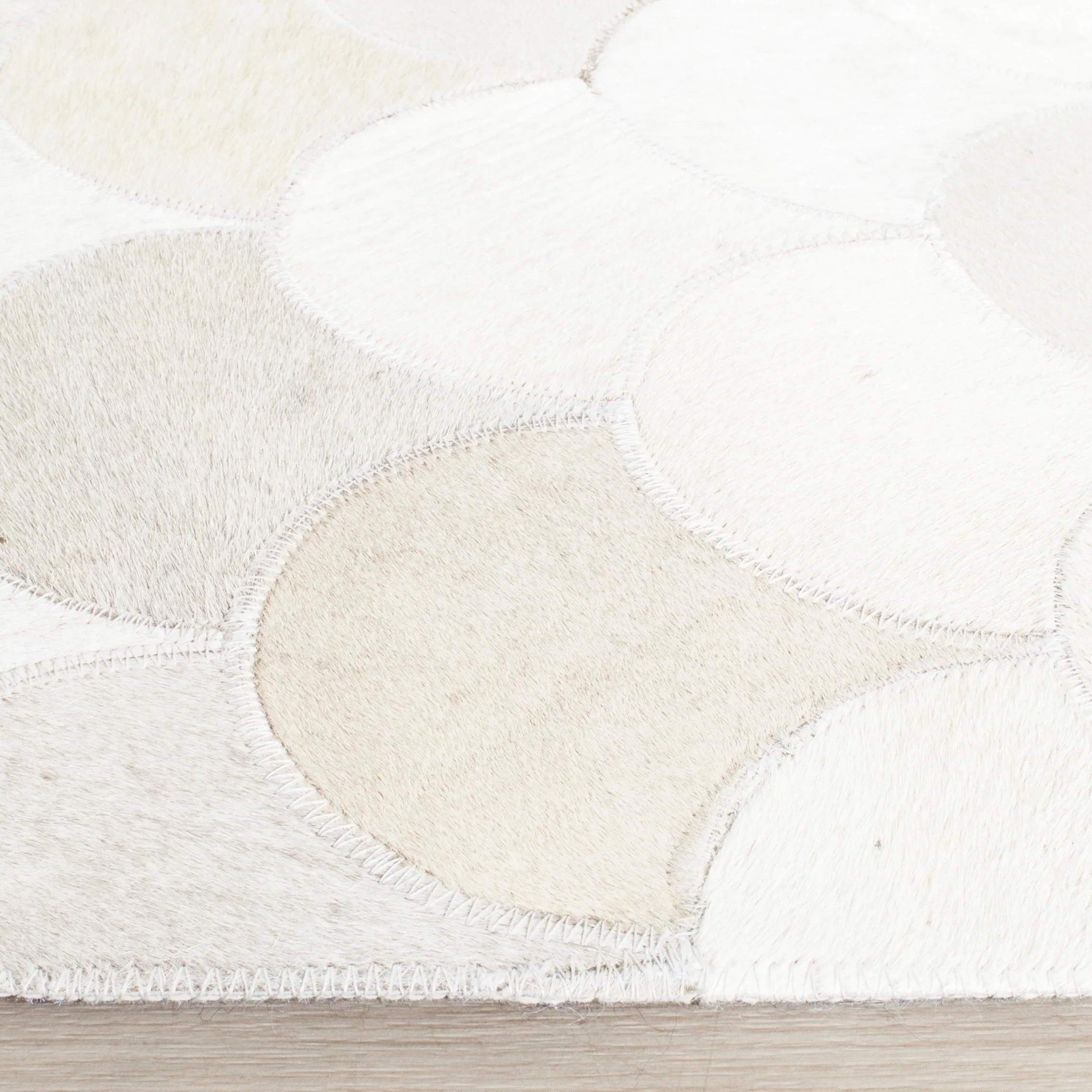 SAFAVIEH Handmade Studio Leather Rashida Modern Leather Rug