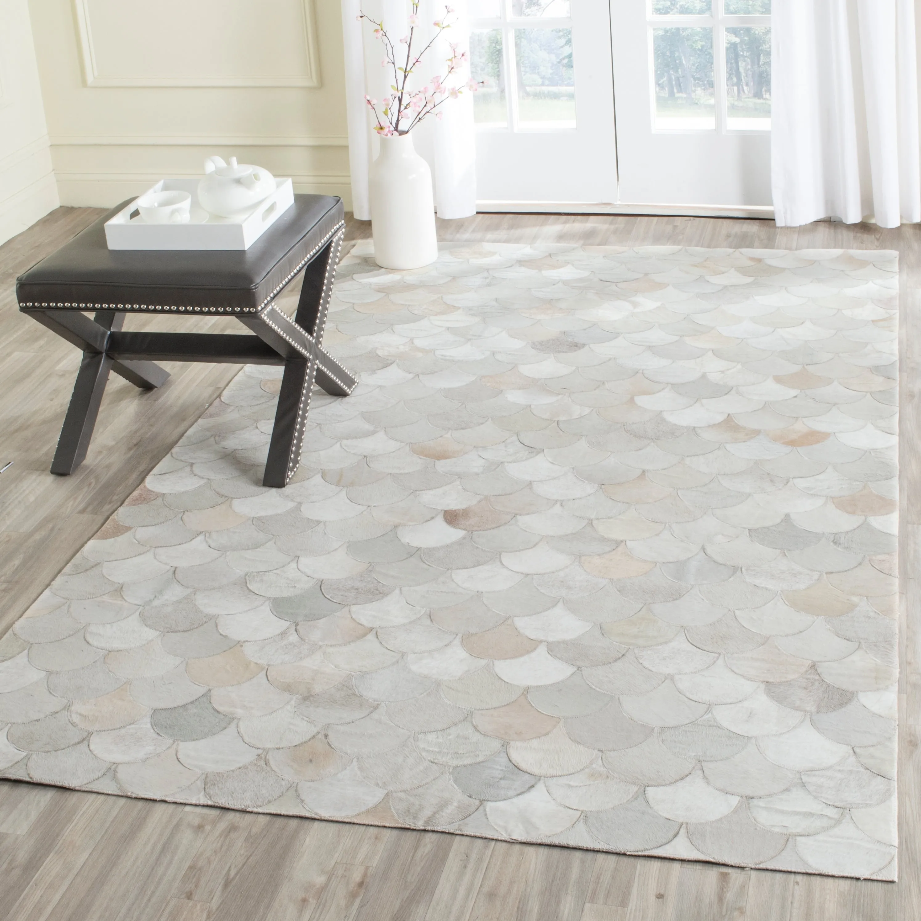SAFAVIEH Handmade Studio Leather Rashida Modern Leather Rug