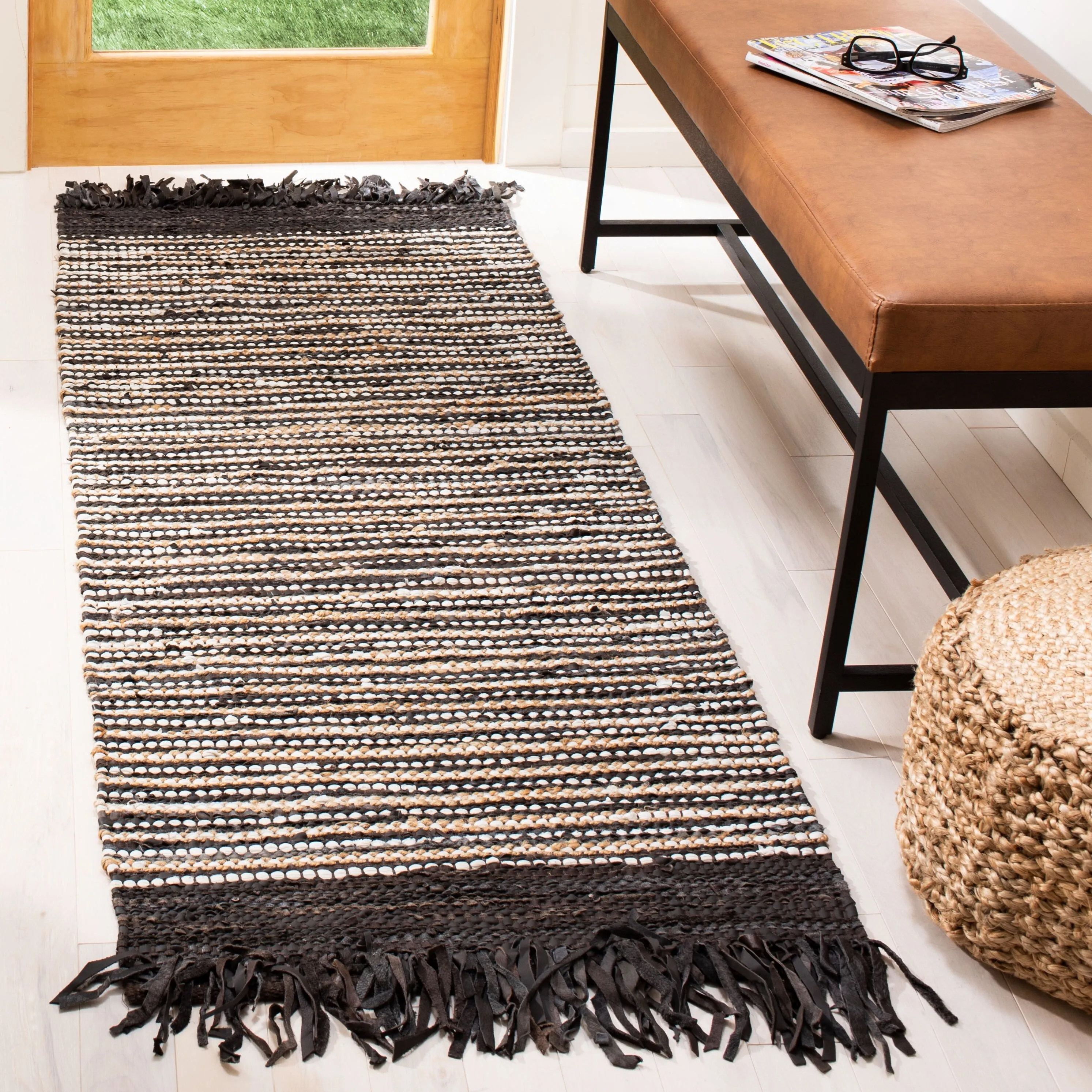 SAFAVIEH Handmade Vintage Boho Leather Lia Modern Stripe Leather