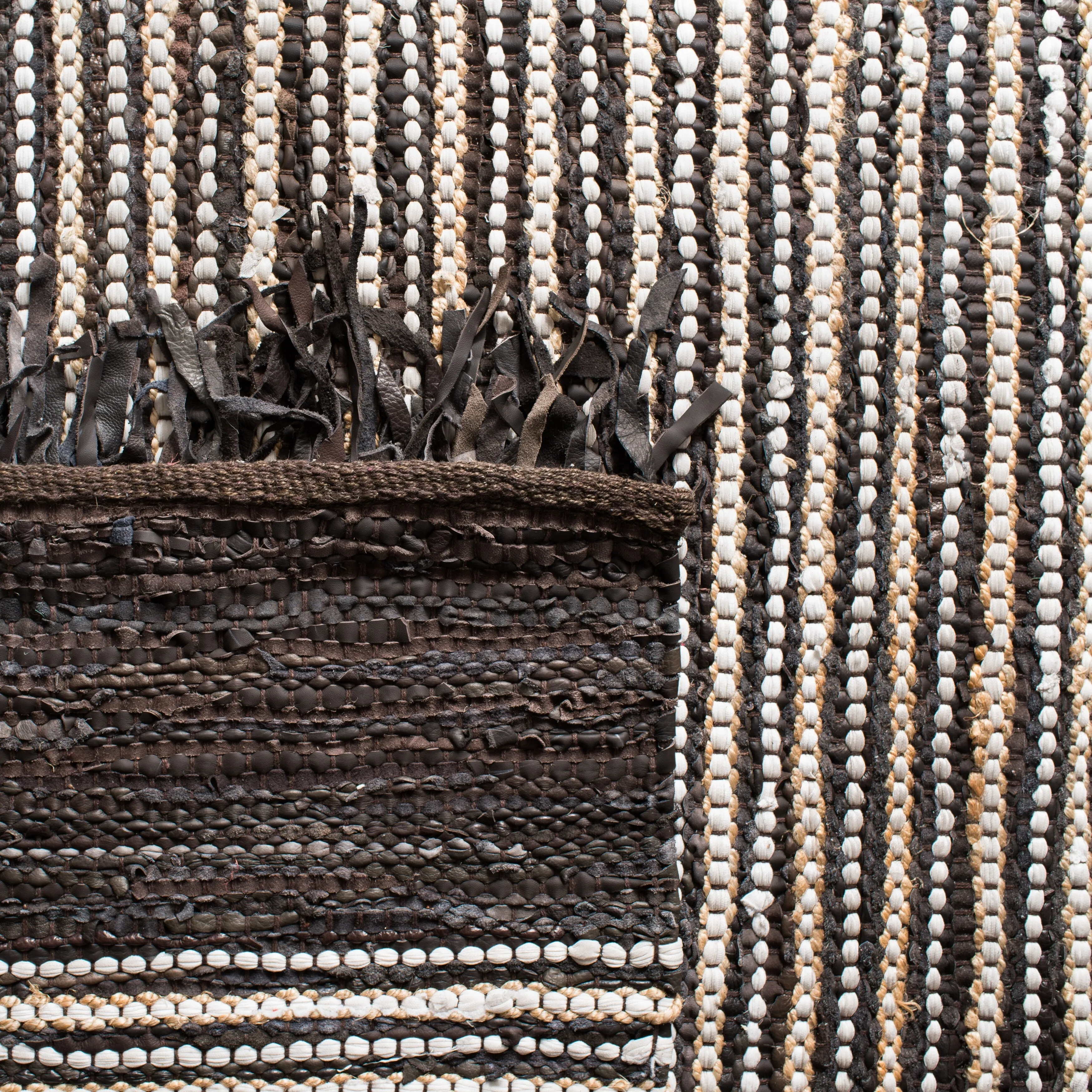 SAFAVIEH Handmade Vintage Boho Leather Lia Modern Stripe Leather