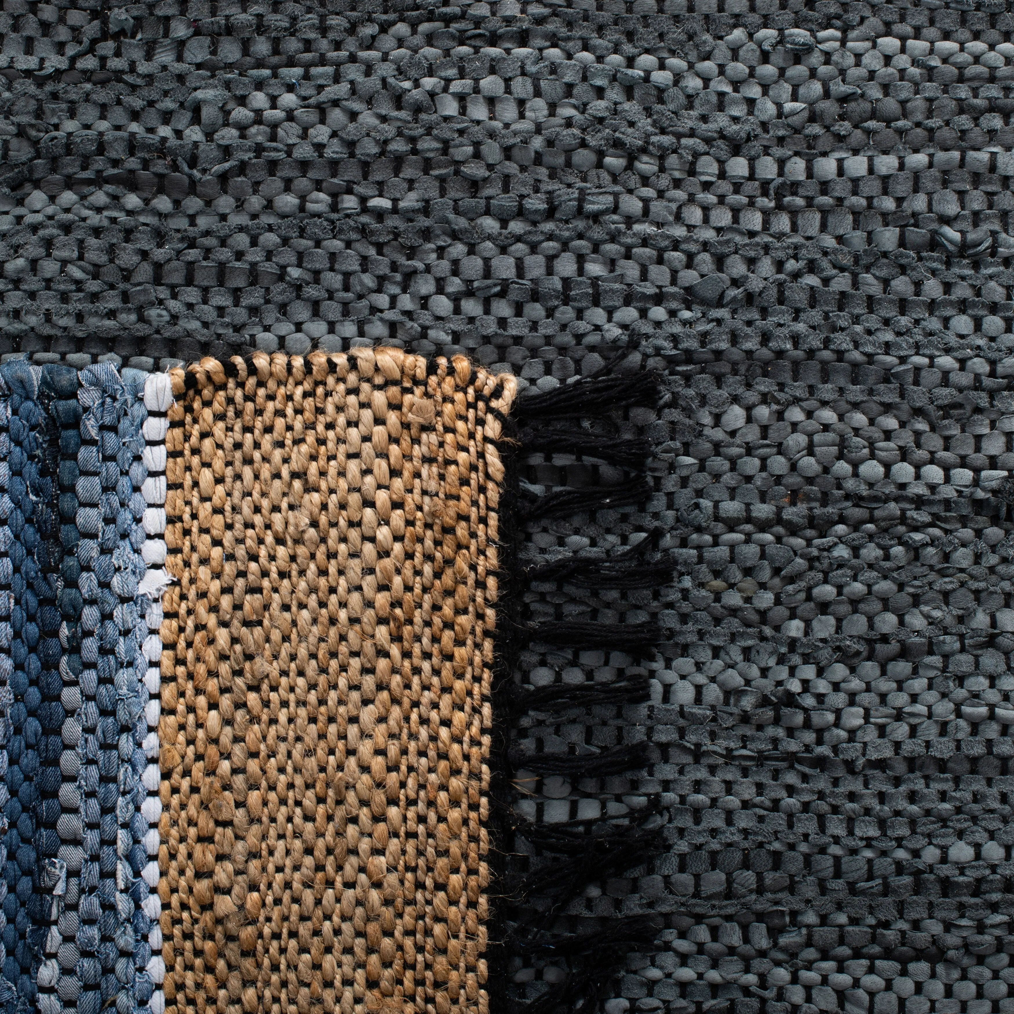 SAFAVIEH Handmade Vintage Leather Alissa Modern Fringe Rug