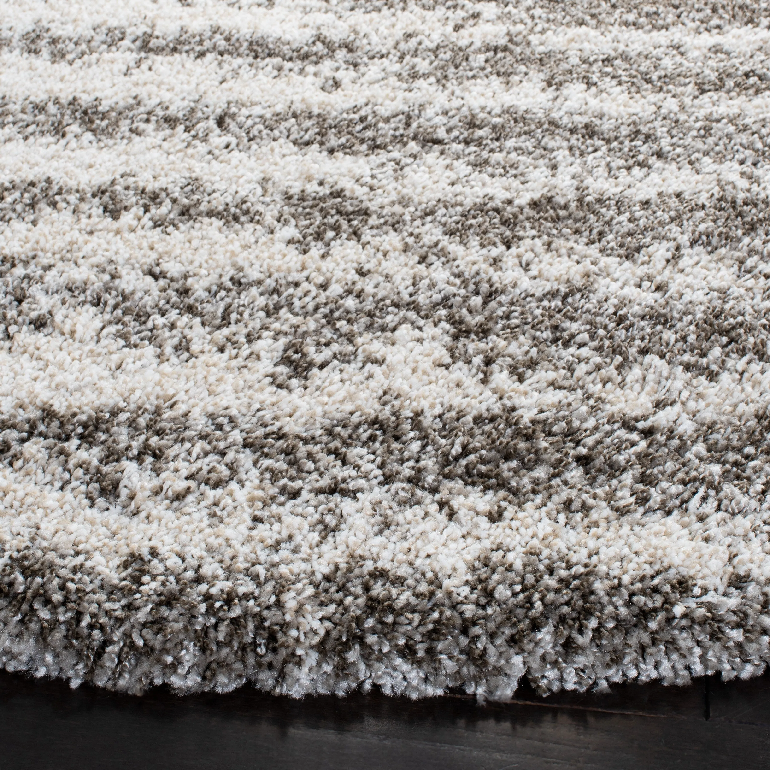 SAFAVIEH Hudson Shag Bambi Modern 2-inch Thick Rug