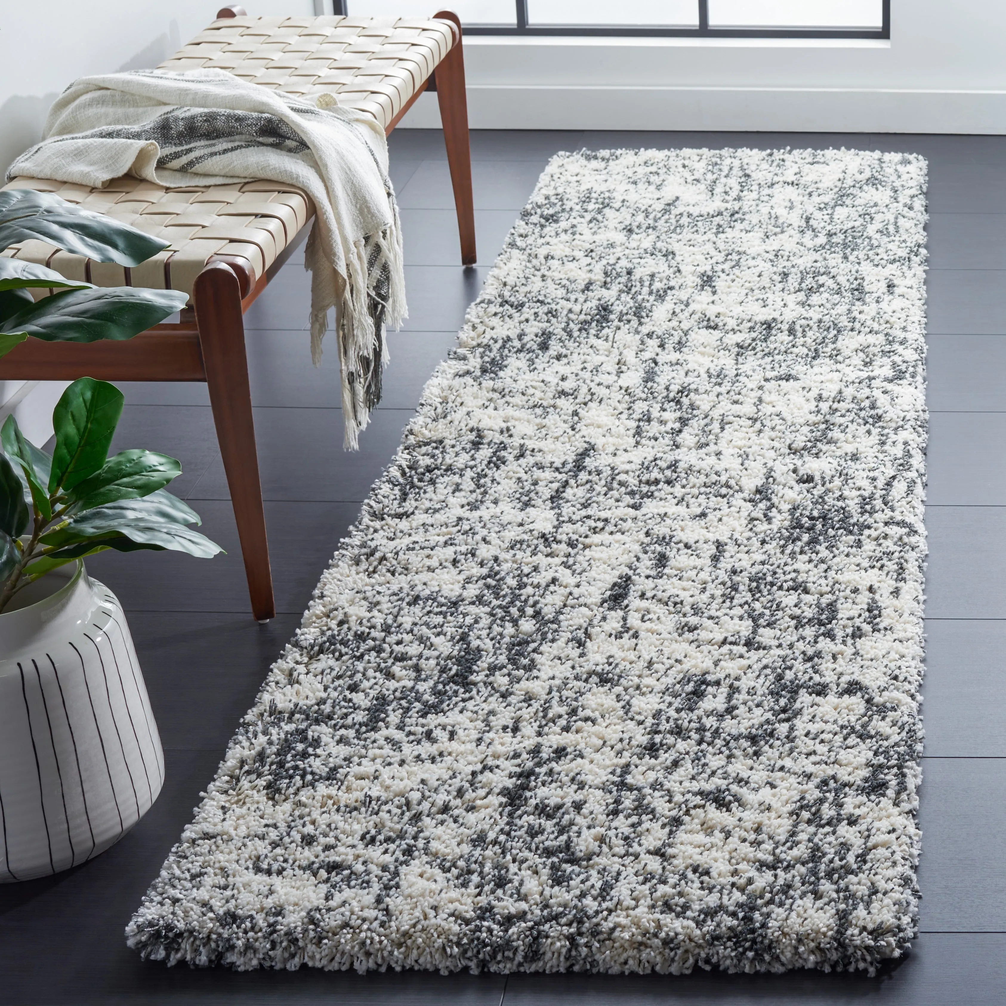 SAFAVIEH Hudson Shag Desiree Abstract 2-inch Thick Rug