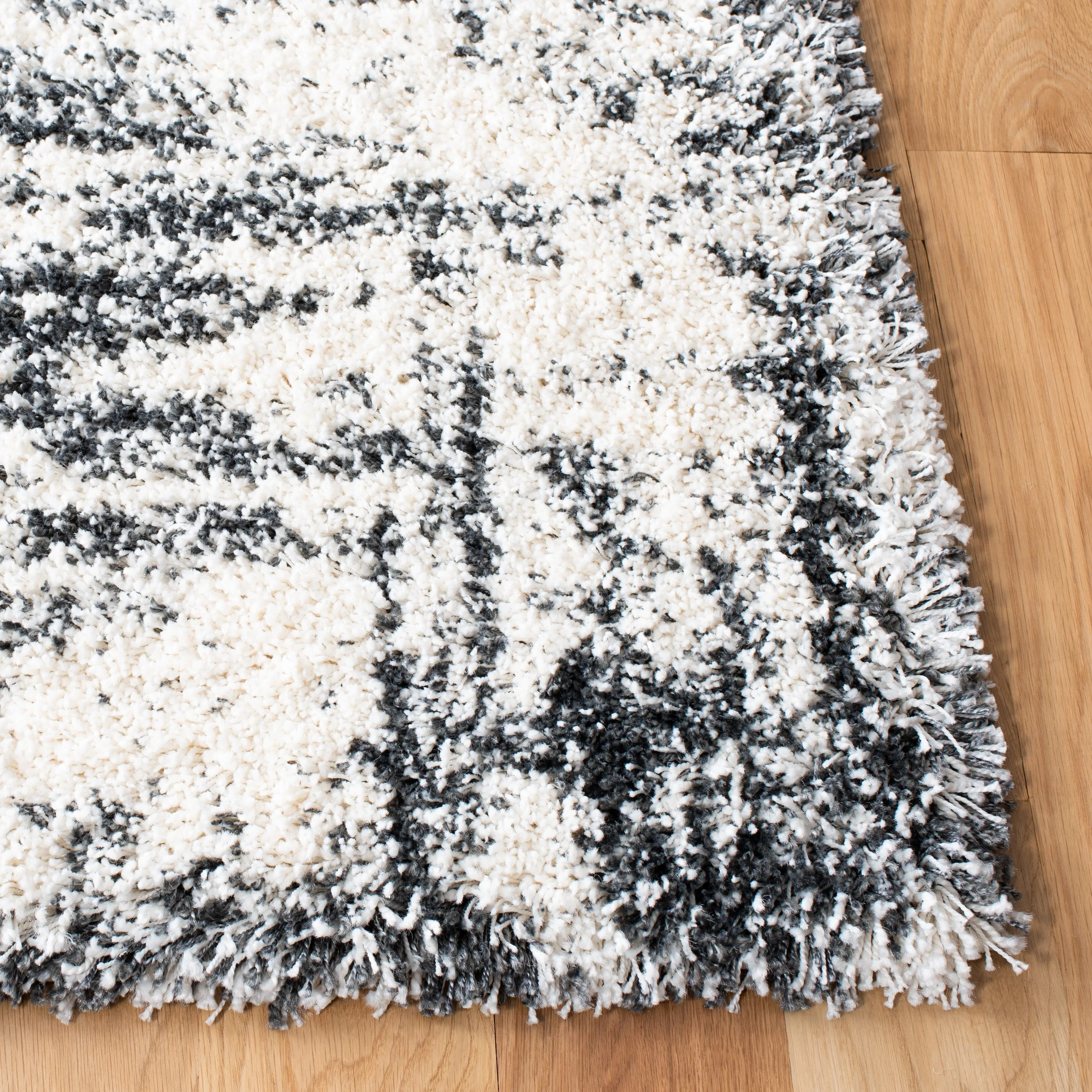 SAFAVIEH Hudson Shag Desiree Abstract 2-inch Thick Rug
